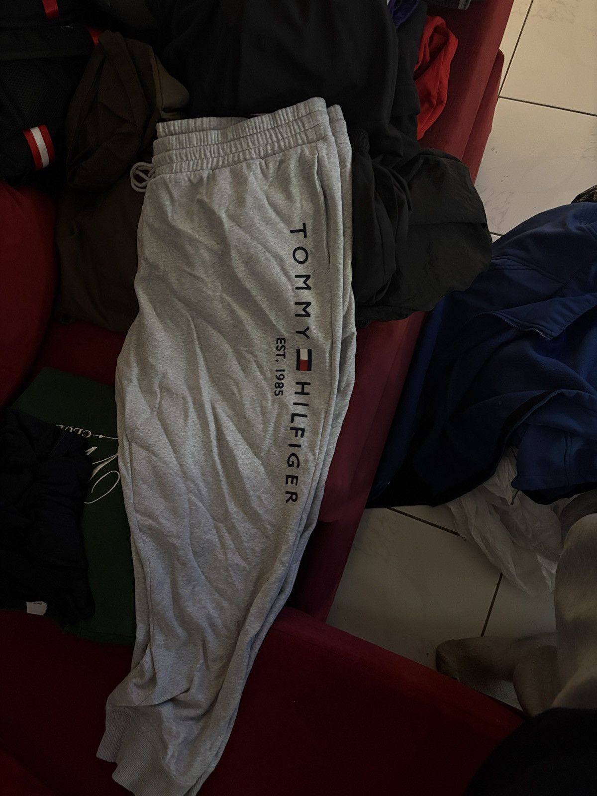 Tommy Hilfiger Tommy Logo Sweatpant Size US 44 / EU 60 - 1 Thumbnail