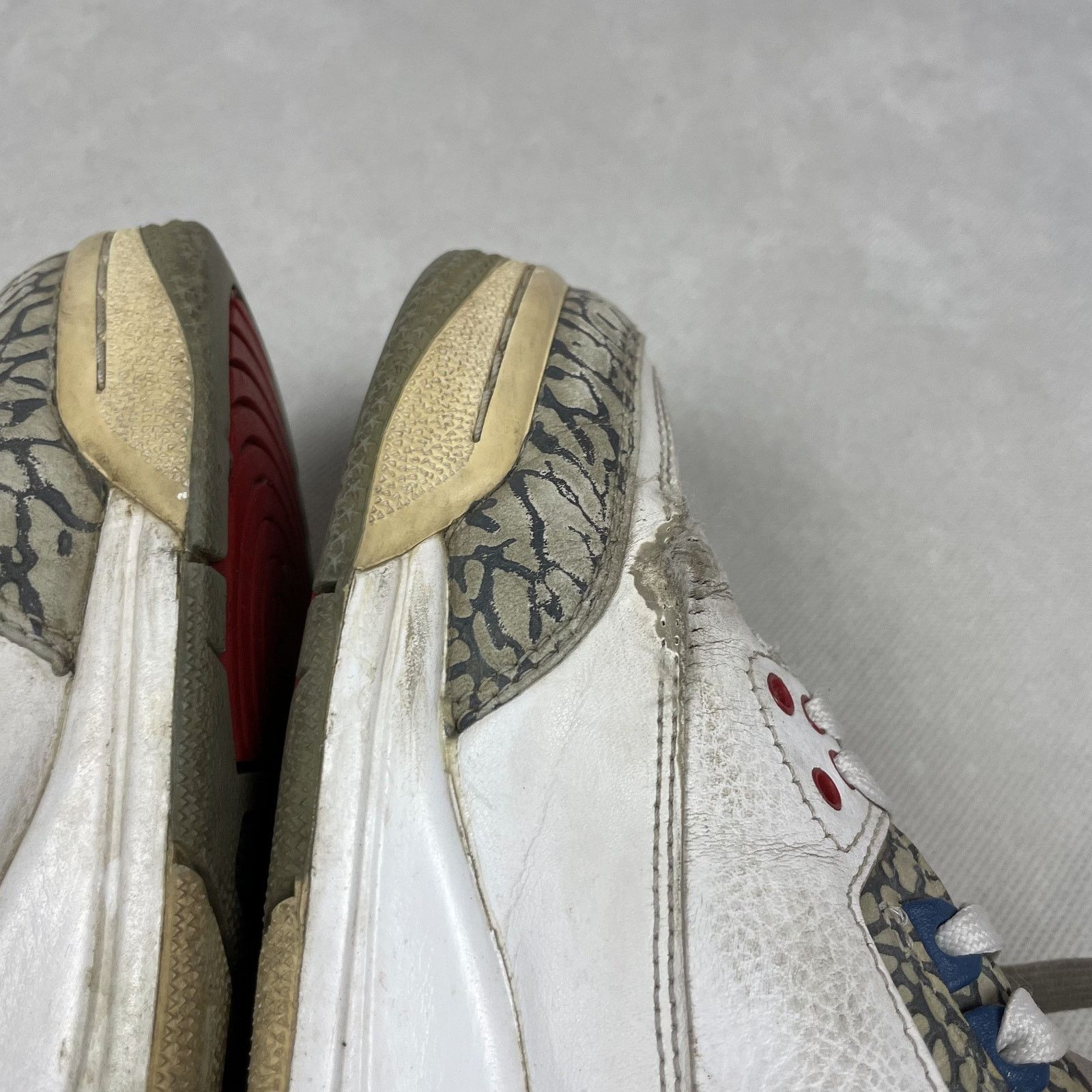 Jordan Brand Nike Air Jordan 3 Retro OG BG 854261-106 White Sneakers 7Y Size US 7 / EU 40 - 6 Thumbnail