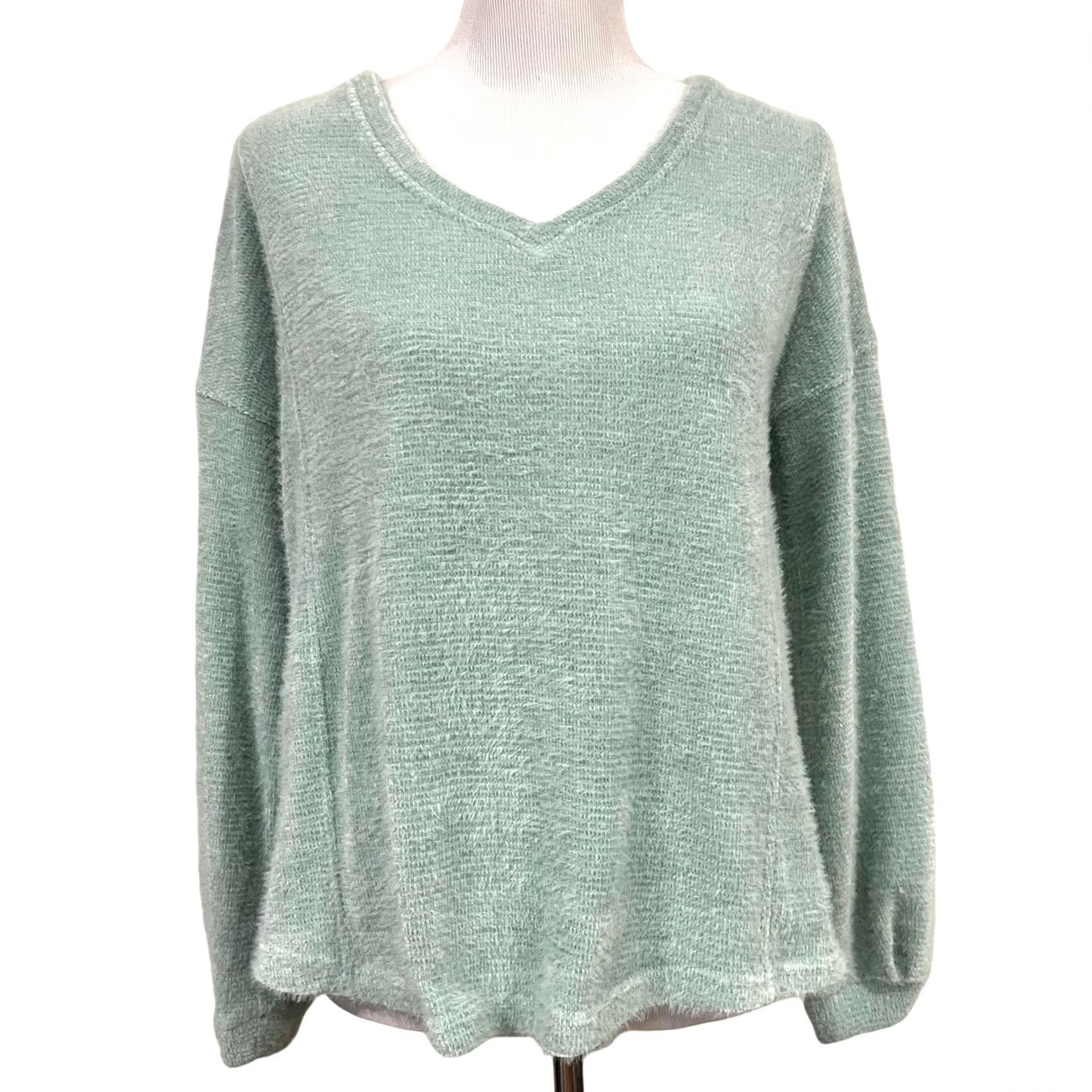 Vintage C&C California Fuzzy Sweater Light Blue V-Neck Pullover Women’s Size Large size L Blue Pullover Woman Wool Blend Solid 90s? Size L / US 10 / IT 46 - 2 Thumbnail
