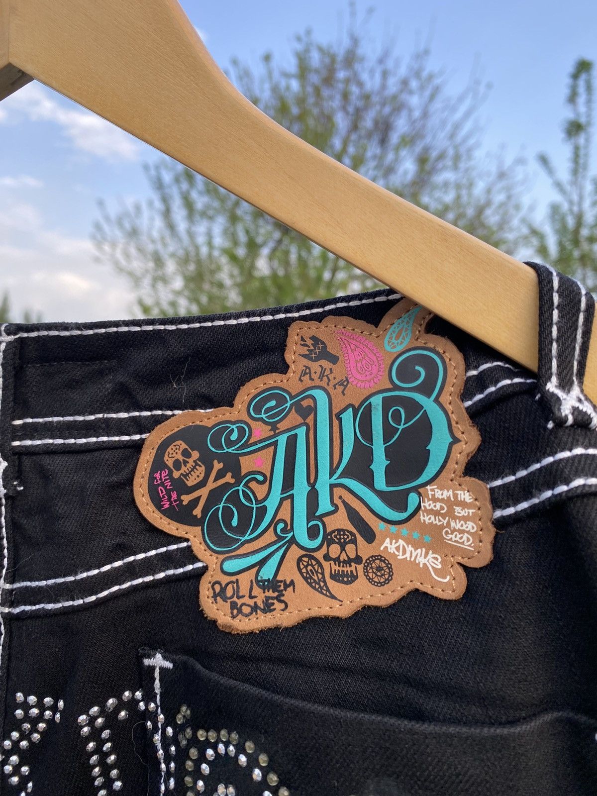 Akademiks × Vintage Y2K Akademiks Sample Jeans Rhinestones Skull Print (2007) Size 27" / US 4 / IT 40 - 10 Thumbnail