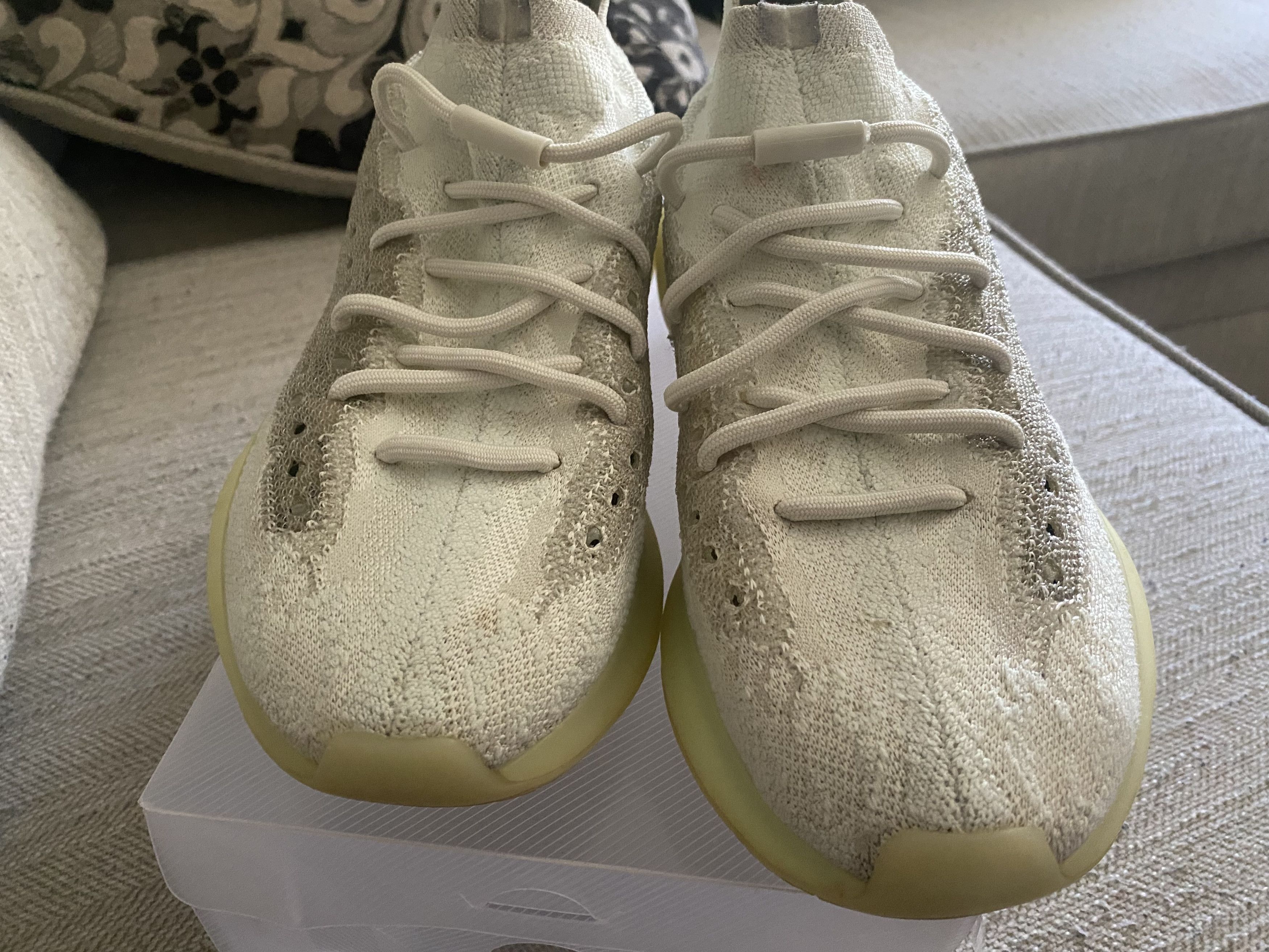 Yeezy yeezy 380 calcite glow Size US 9.5 / EU 42-43 - 2 Thumbnail