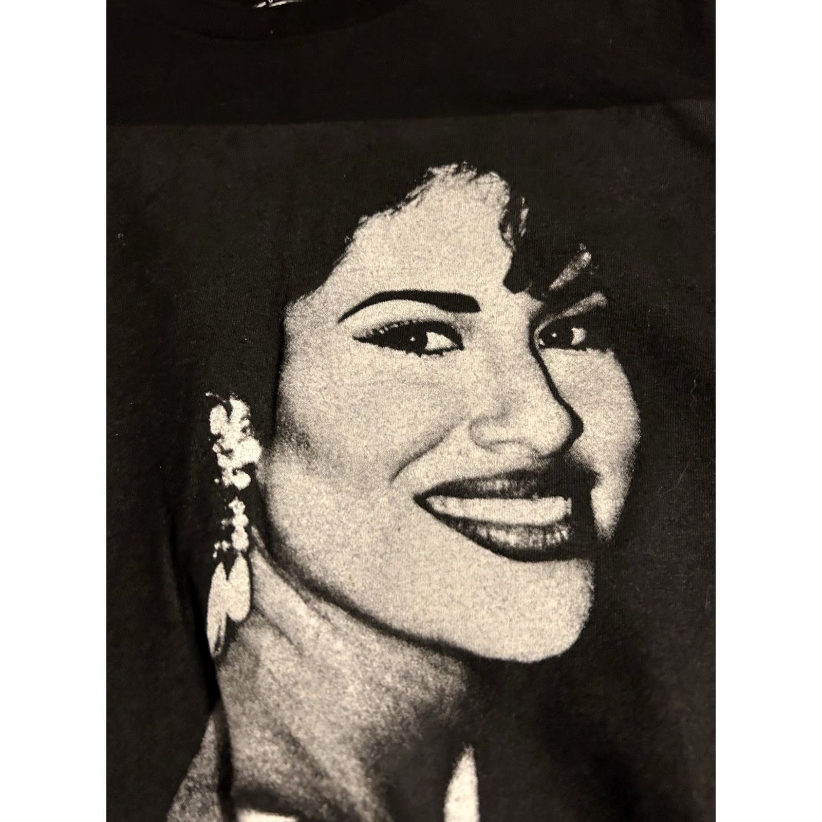 Vintage Selena Shirt Women XS Black Short Sleeve Crew Neck 100 Cotton Graphic | T-Shirt | Regular Fit | Black, White Size XS / US 0-2 / IT 36-38 - 7 Thumbnail