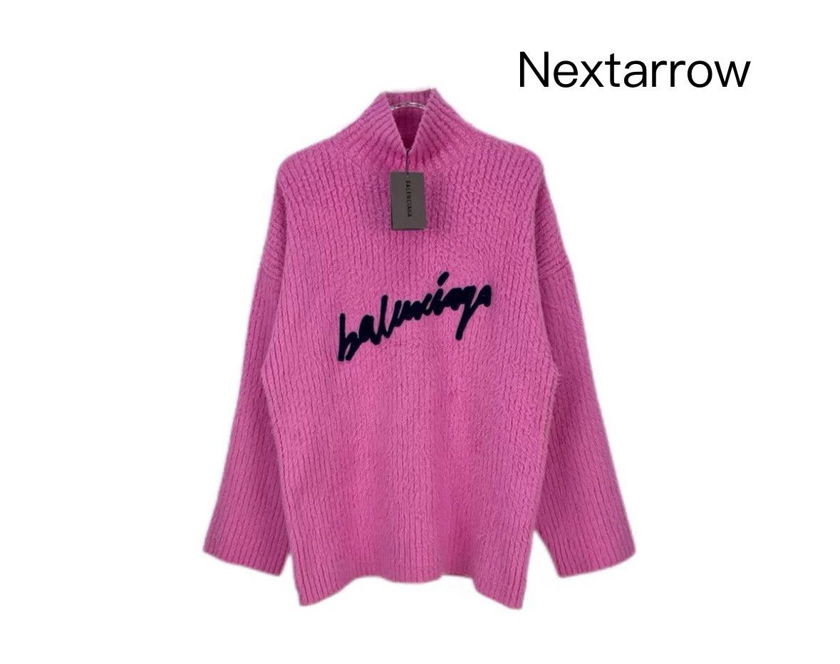 Balenciaga Balenciaga big sweater with pink sweater 2412-Nextarrow Size US XS / EU 42 / 0 - 1 Thumbnail