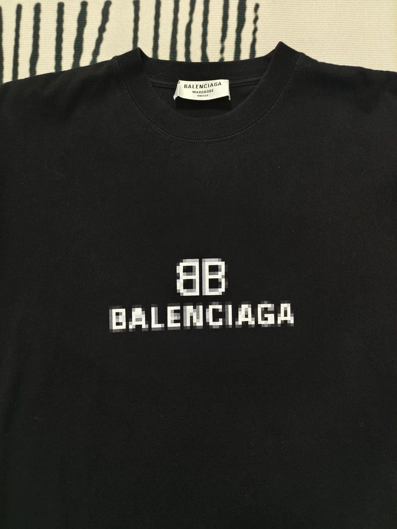 Balenciaga Balenciaga Mosaic fuzzy logo double B letter black short sl Size US XS / EU 42 / 0 - 3 Thumbnail