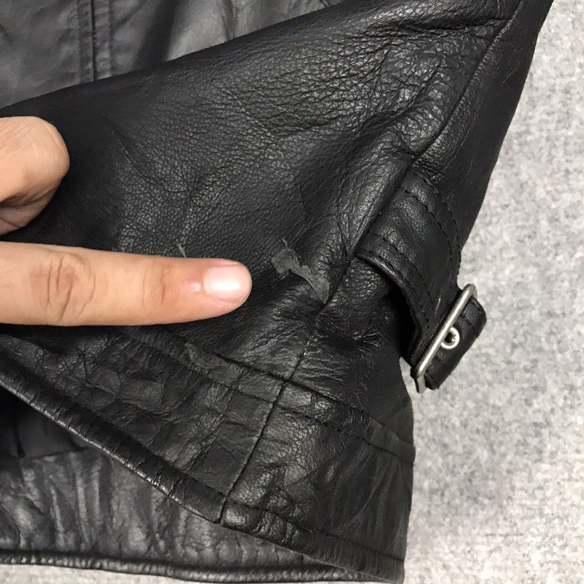 If Six Was Nine ITTY BITTY LEATHER JAPAN PUNK FUR COLLAR STYLE JACKET Size US S / EU 44-46 / 1 - 6 Thumbnail