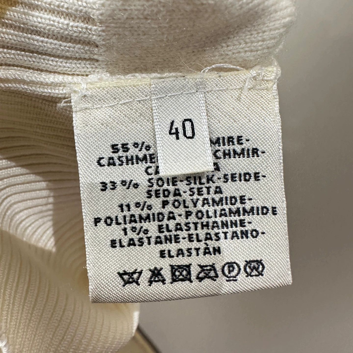 Hermes Hermes Cream Carriage Cashmere LS 40 Size M / US 6-8 / IT 42-44 - 4 Thumbnail