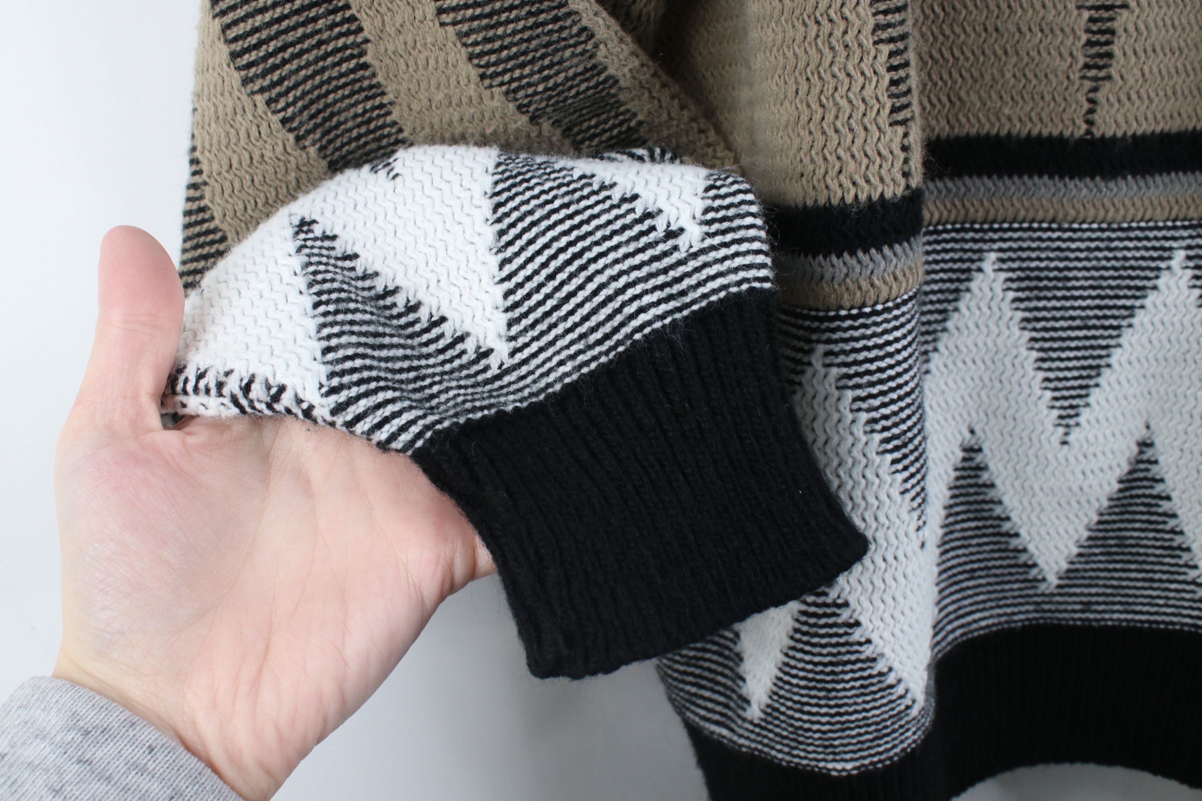 Vintage Vintage 90s Streetwear Geometric Zig Zag Knit Sweater USA Size L / US 10 / IT 46 - 6 Thumbnail