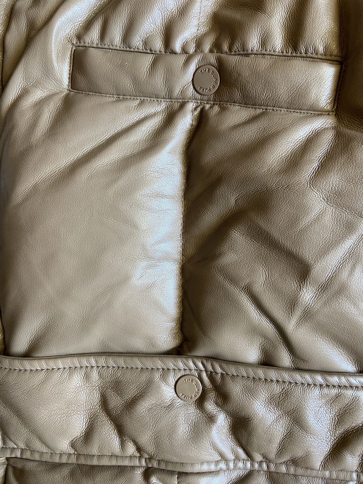 Aritzia Aritzia The Super Puff - Gold Hi-Gloss - Size M Size M / US 6-8 / IT 42-44 - 13 Thumbnail