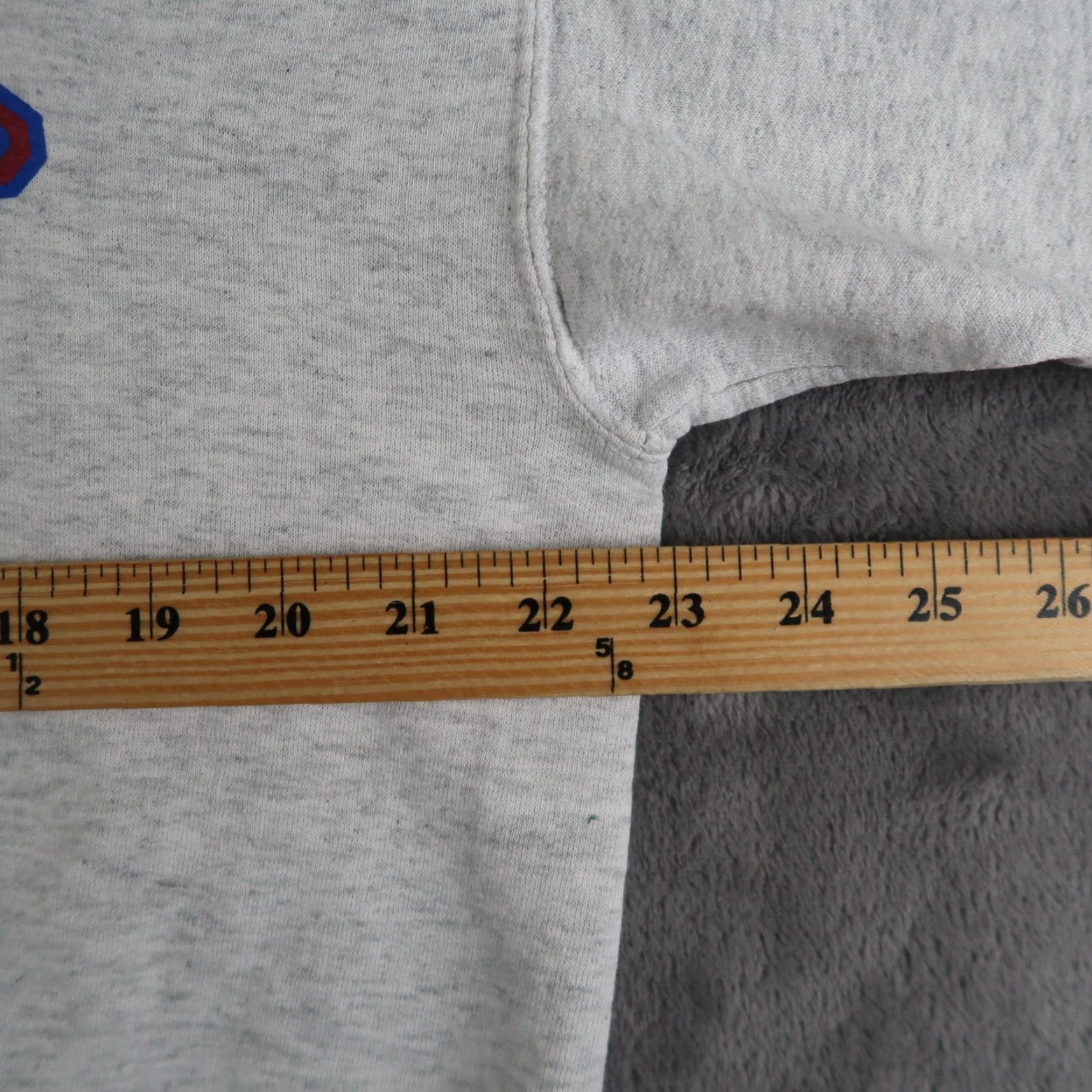 Hanes VINTAGE Hanes 90s Papas And Beer Sweatshirt Pullover Crewneck Adult Large Gray Graphic Print Mens Size US L / EU 52-54 / 3 - 4 Thumbnail
