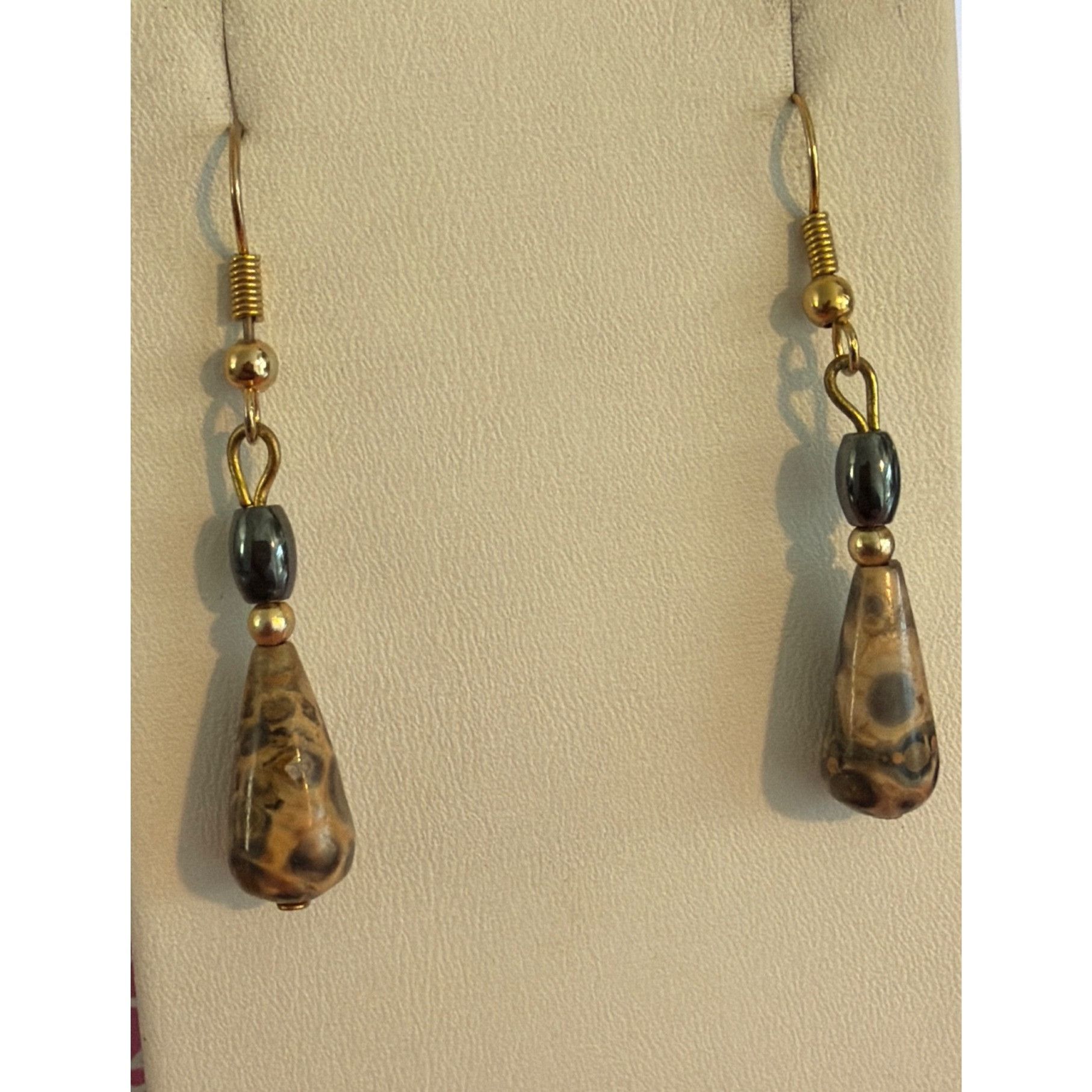 Other Vintage Gold Tone Leopardskin Jasper Hematite Dangle Earring Size ONE SIZE - 1 Thumbnail