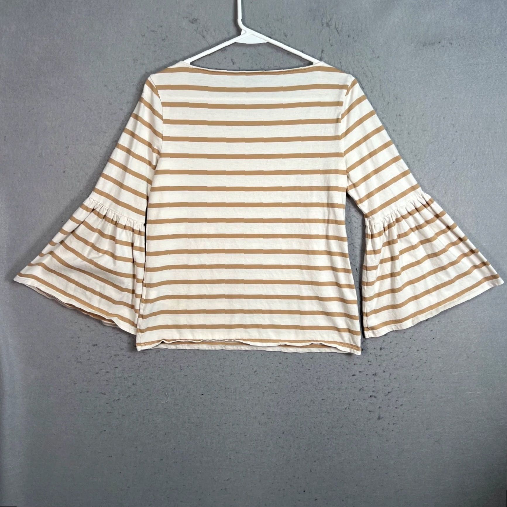 Banana Republic VINTAGE Banana Republic Womens Small Striped Bell Sleeve Top Beige & White 100% Cotton Size S / US 4 / IT 40 - 2 Thumbnail