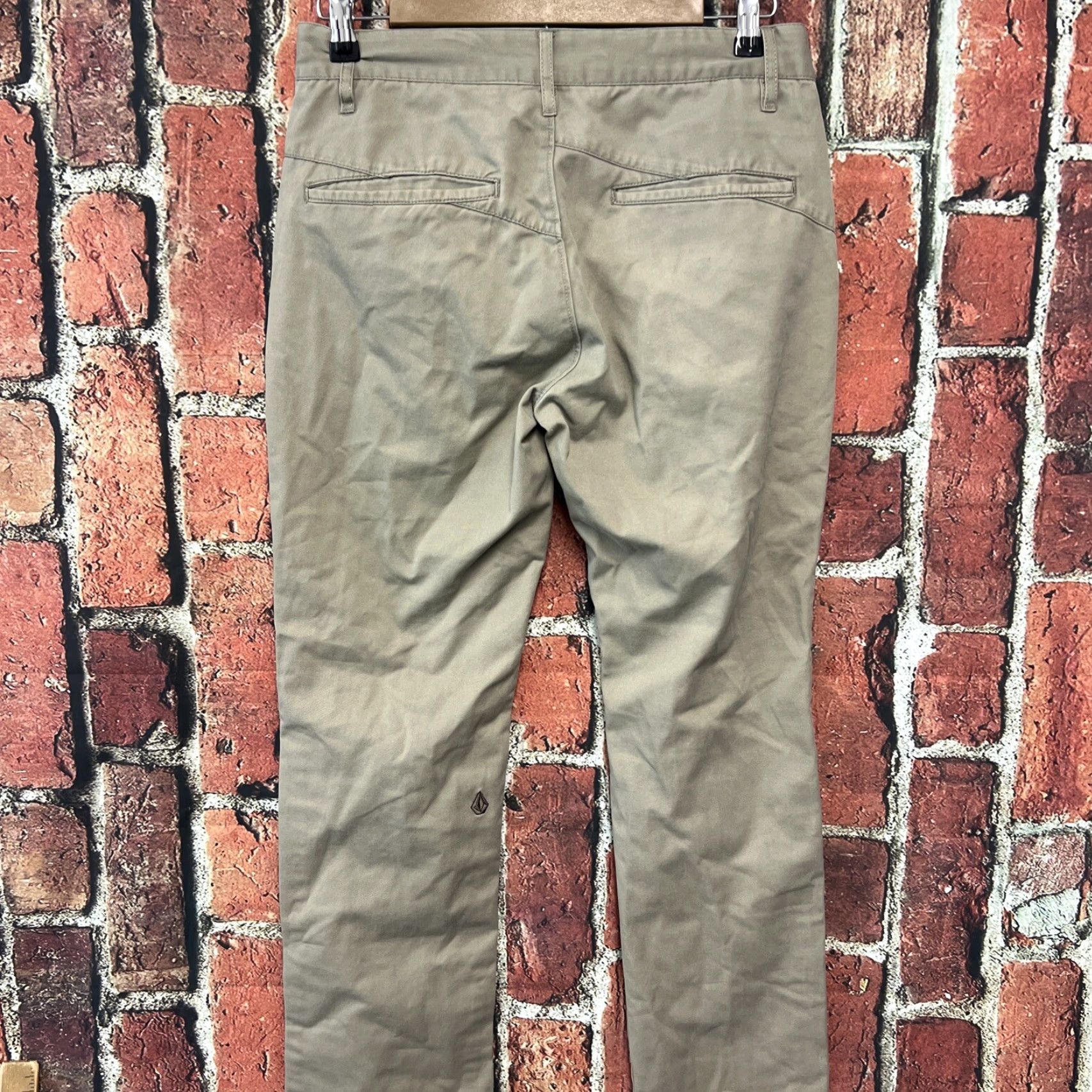 Volcom Volcom Chino Pants Mens 30x31 Tan Khaki Twill Cotton Blend Straight Leg Casual Dress Pants Size US 30 / EU 46 - 3 Thumbnail