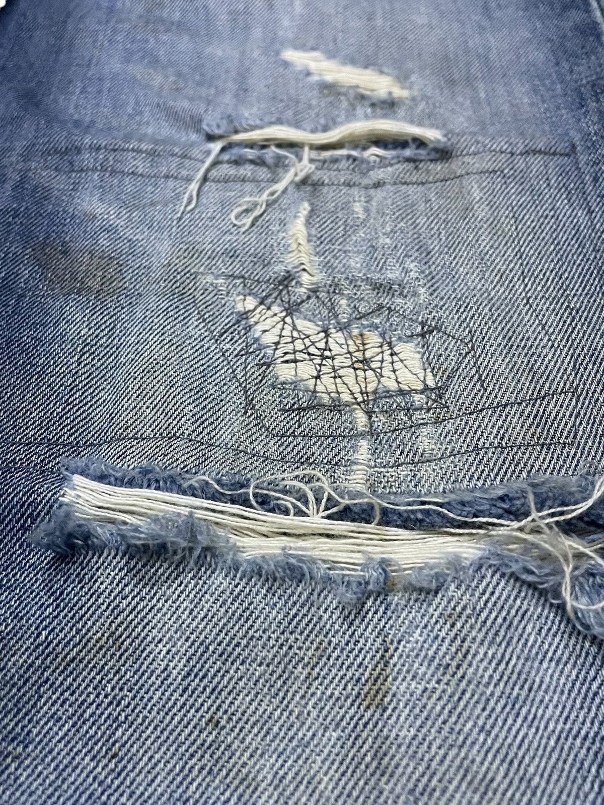 Levi's Vintage Levis 507 Flared Bootcut Distressed Jeans Size US 28 / EU 44 - 8 Thumbnail