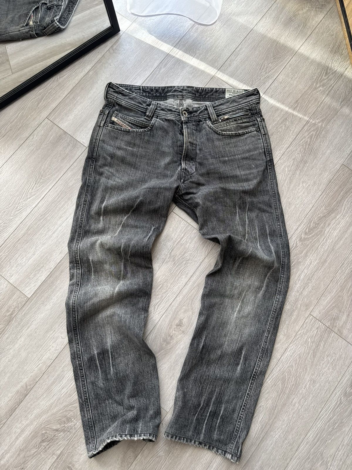 Diesel Vintage Diesel Grey Distressed Jeans Y2K Size US 31 - 1 Thumbnail