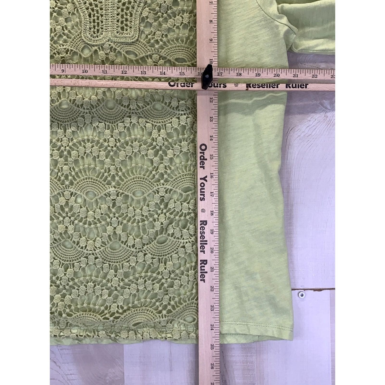 Vintage Chico’s Zenergy 1 Green 3/4 Sleeve Lace Overlay Women’s Top T-Shirt, L, Cotton Blend, Casual, Fall, Spring, Winter, Summer, Basic, Womens Size L / US 10 / IT 46 - 4 Thumbnail
