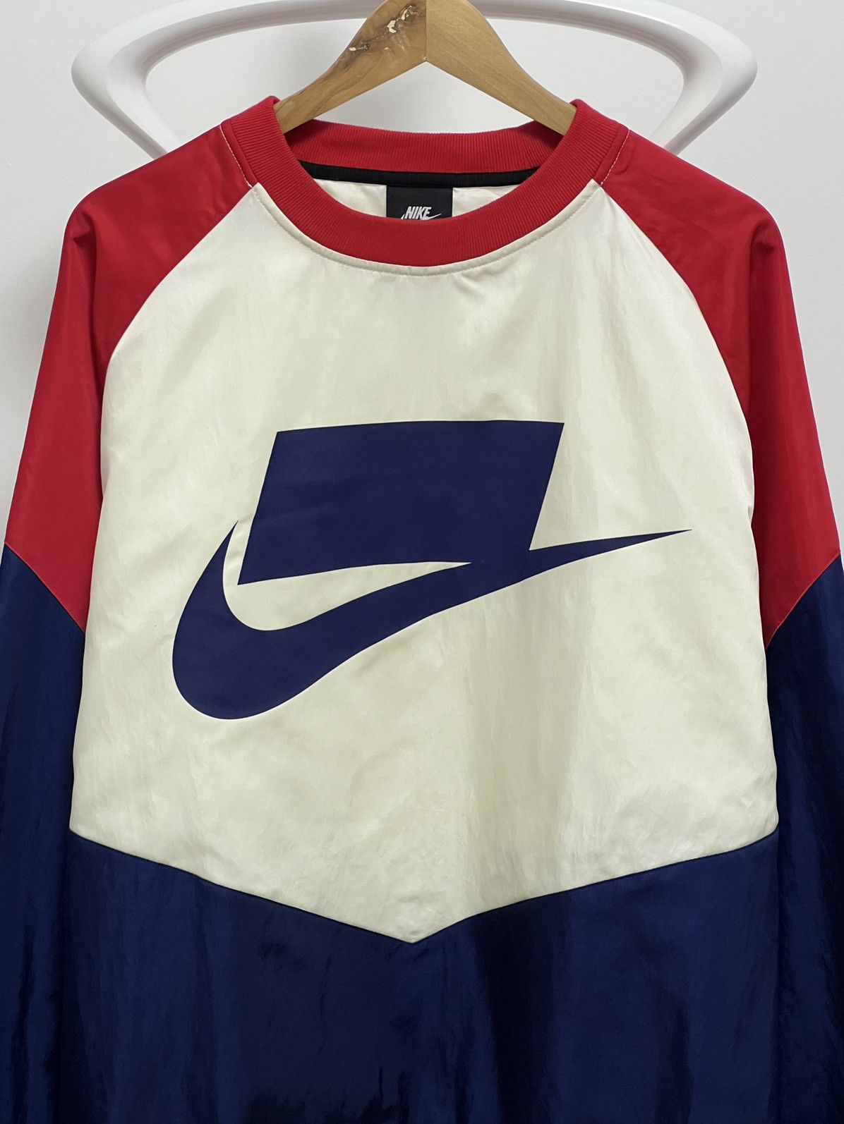 Nike × Vintage NIKE x NSW BIG LOGO VINTAGE 00s OVERSIZE SWEATSHIRT CREWNECK Size US L / EU 52-54 / 3 - 2 Thumbnail
