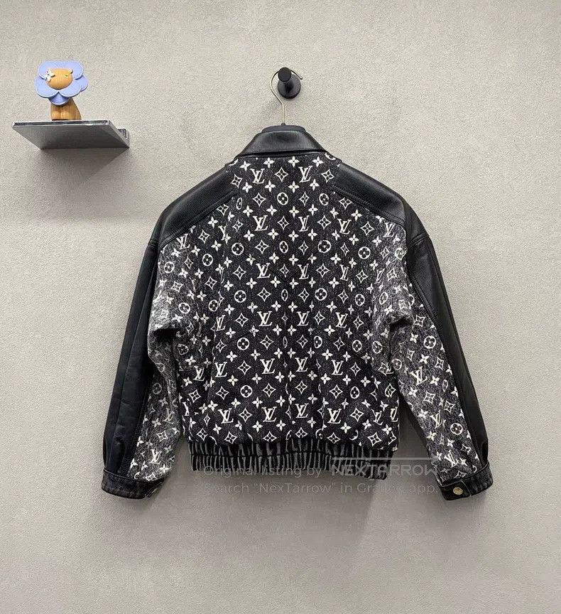 Louis Vuitton Louis Vuitton Floral paneled leather bomber jacket Size XS / US 0-2 / IT 36-38 - 2 Thumbnail