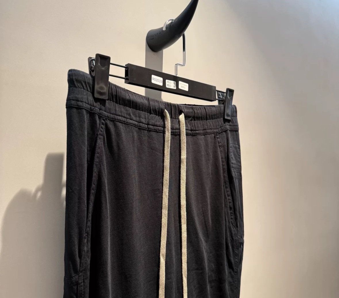 Rick Owens Rick owens drkshdw double slit drawstring long skirt Size 26" / US 2 / IT 38 - 3 Thumbnail