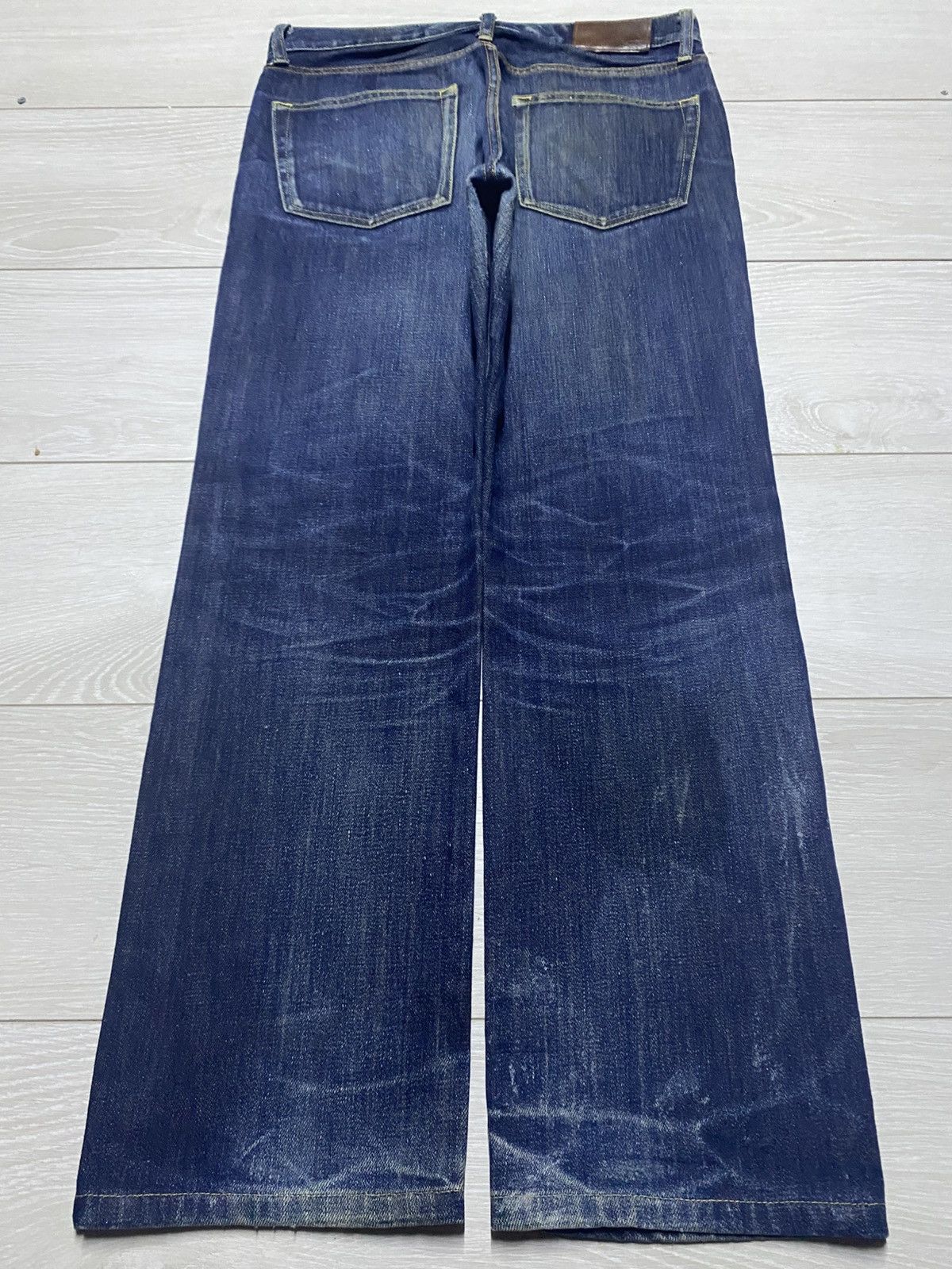 Uniqlo Vintage Uniqlo S-002 Faded Wash Distressed Loose Jeans Size US 32 / EU 48 - 2 Thumbnail