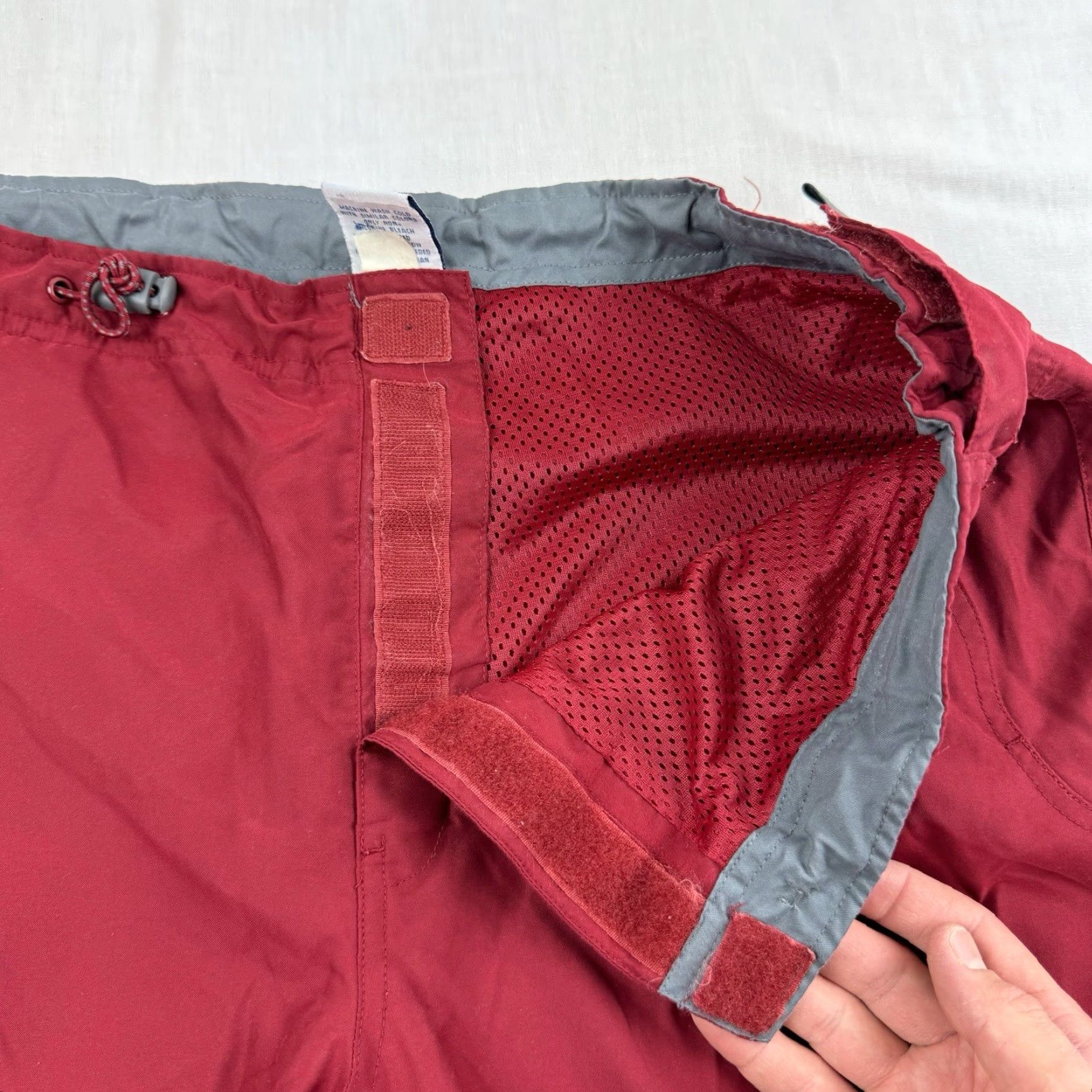 VINTAGE Old Navy Track Pants Men M Red 30in Inseam Elastic Pockets 90s Grunge Y2K Hipster Punk