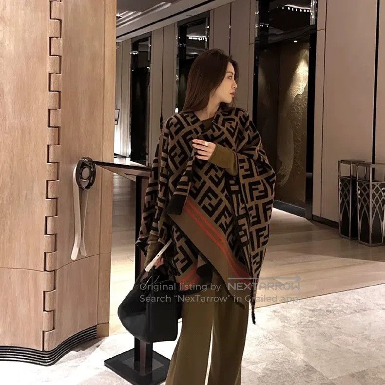 Fendi Fendi size 140*140cm All-over Double F Wool Shawl Size ONE SIZE - 6 Thumbnail