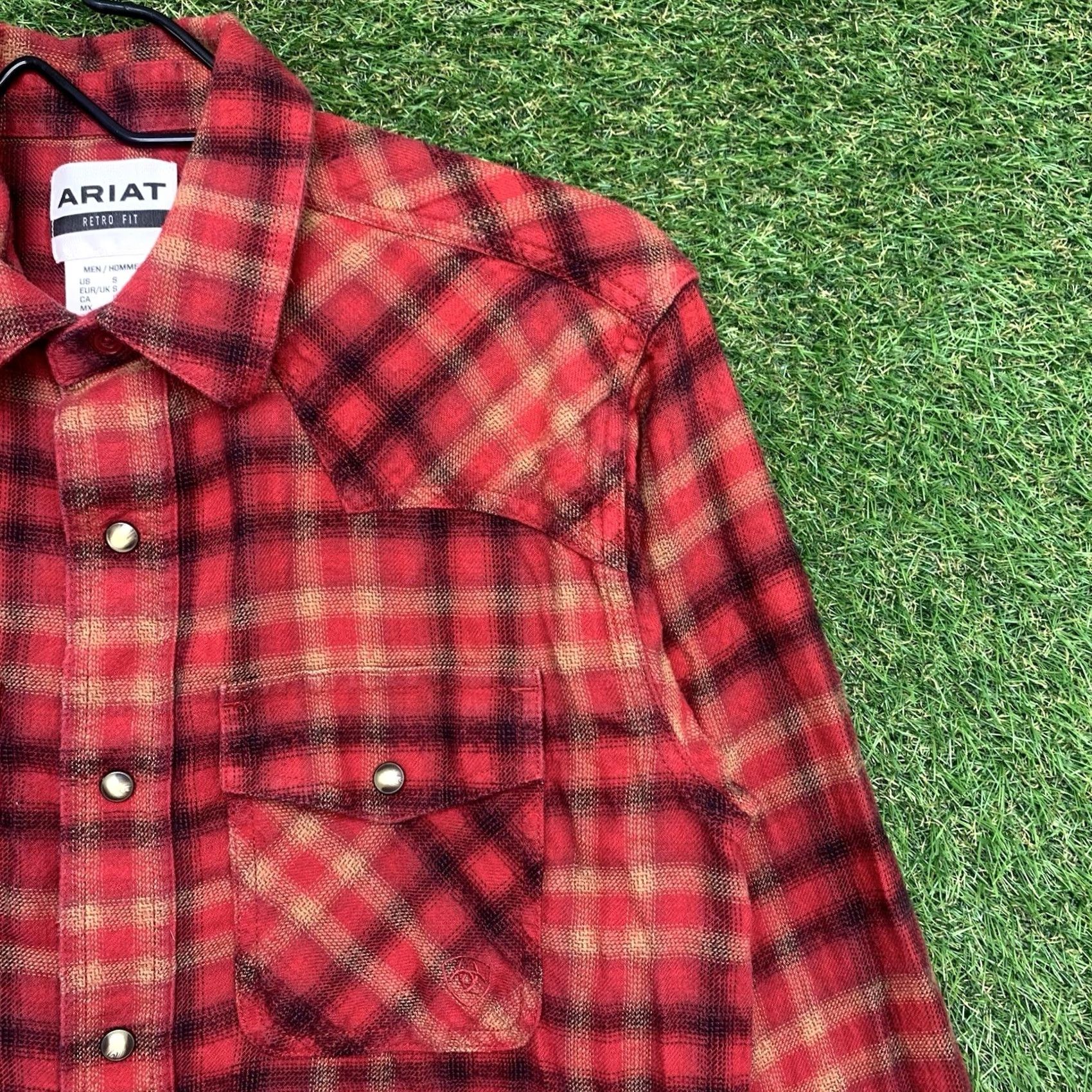 Ariat Ariat Button-Up Shirt Mens Small Red Flannel 2000s 90s Y2K Casual Workwear Plaid Button Down Collared Short Description: Regular Fit Size US S / EU 44-46 / 1 - 2 Thumbnail