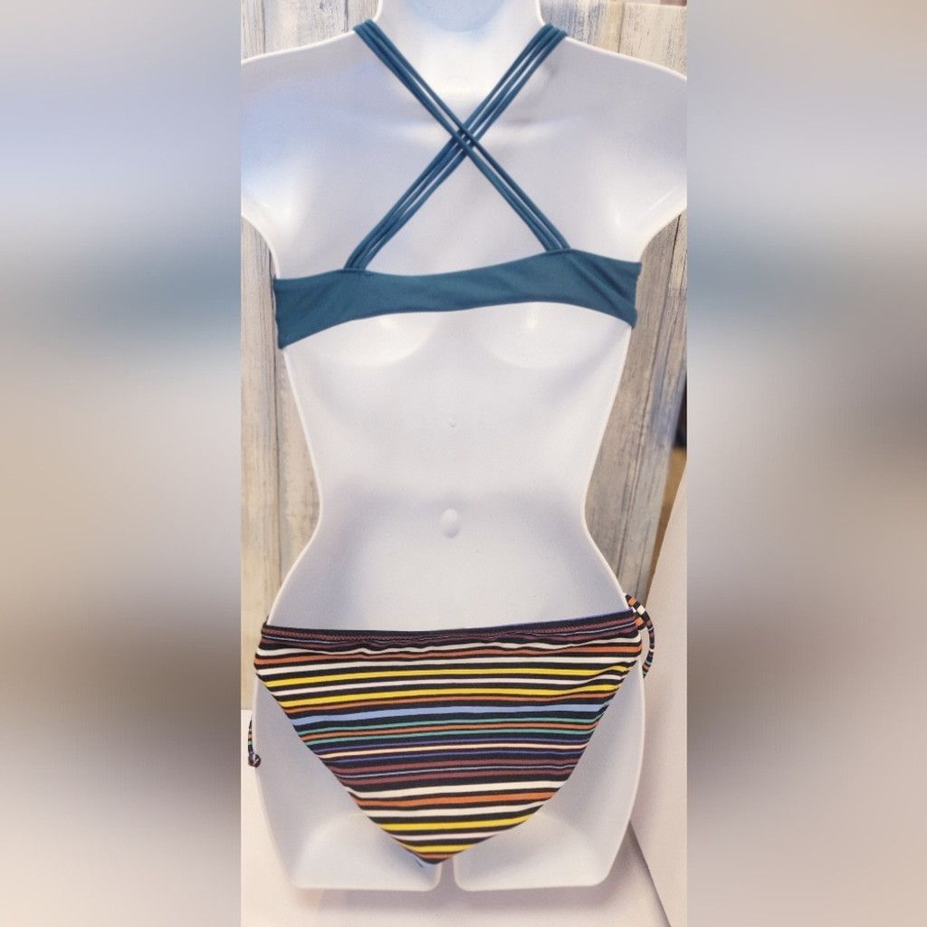 Other 2x Pair Strappy Bikini Tops with Multicolor Striped Bottom Size ONE SIZE - 9 Thumbnail