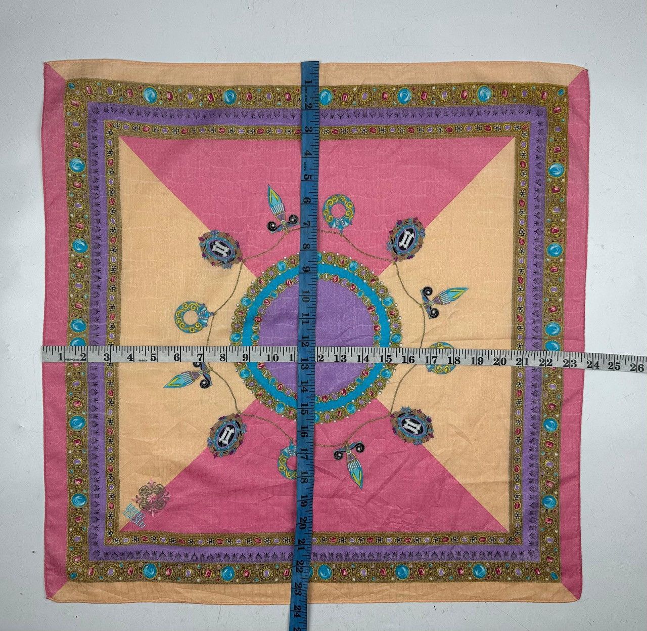 Versace gianni versace handkerchief bandana tc44 Size ONE SIZE - 3 Thumbnail