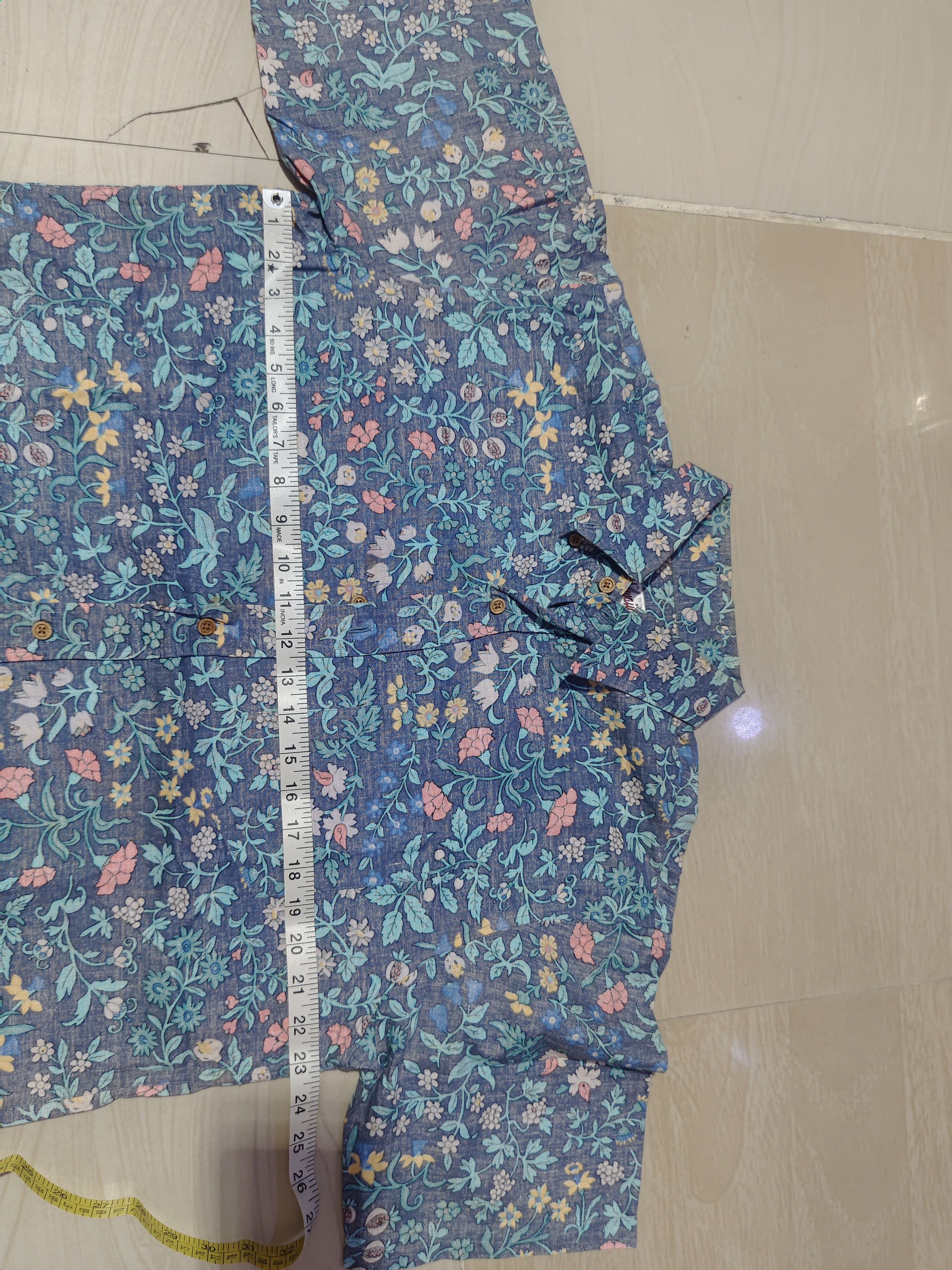 Other Hilo Hattie The Hawaiian Original Shirts Tropical Floral Size US M / EU 48-50 / 2 - 4 Thumbnail