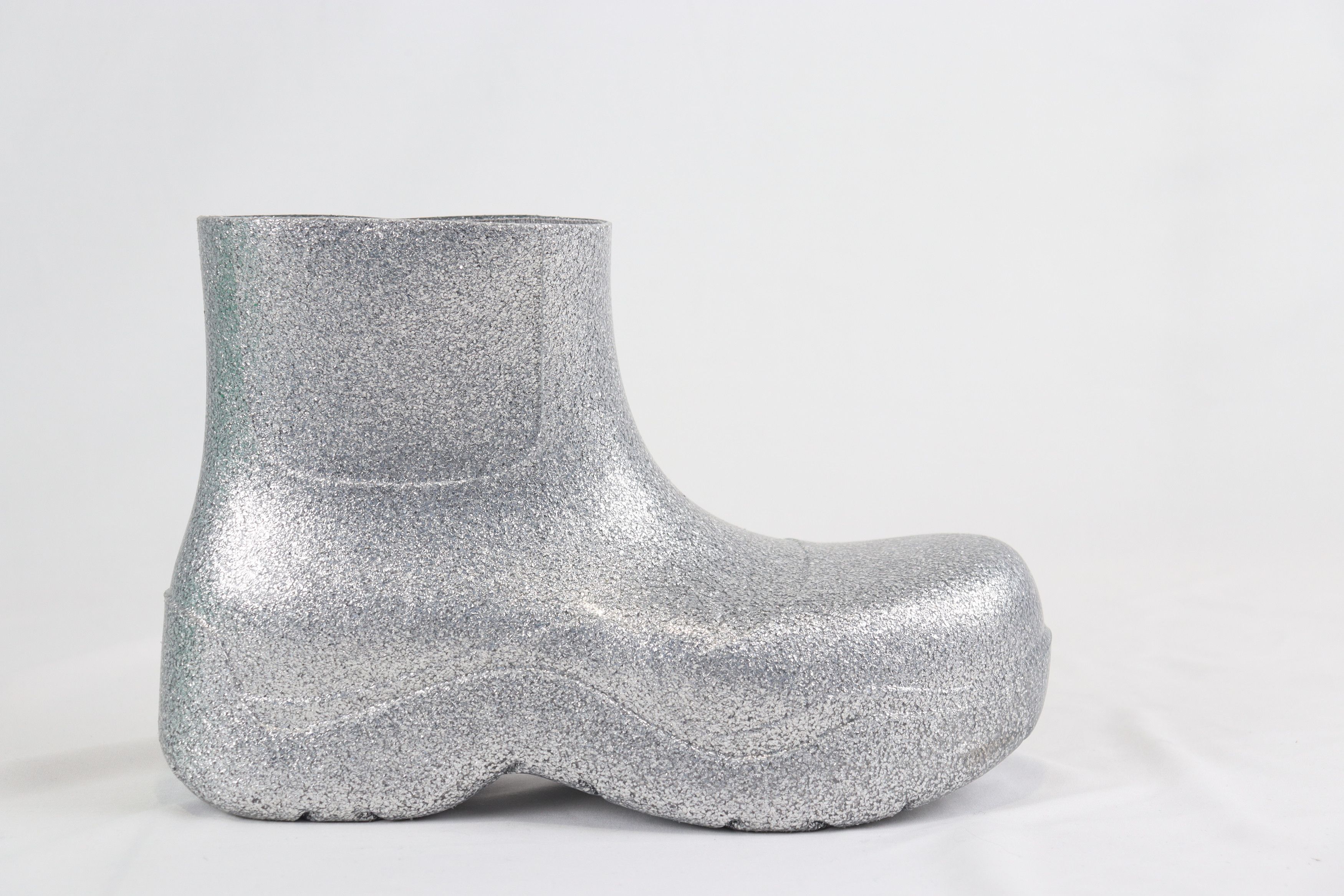 image of Bottega Veneta O1Rshd11223 Puddle Ankle Boot With Matt Rubber In Silver, Men's (Size 9)