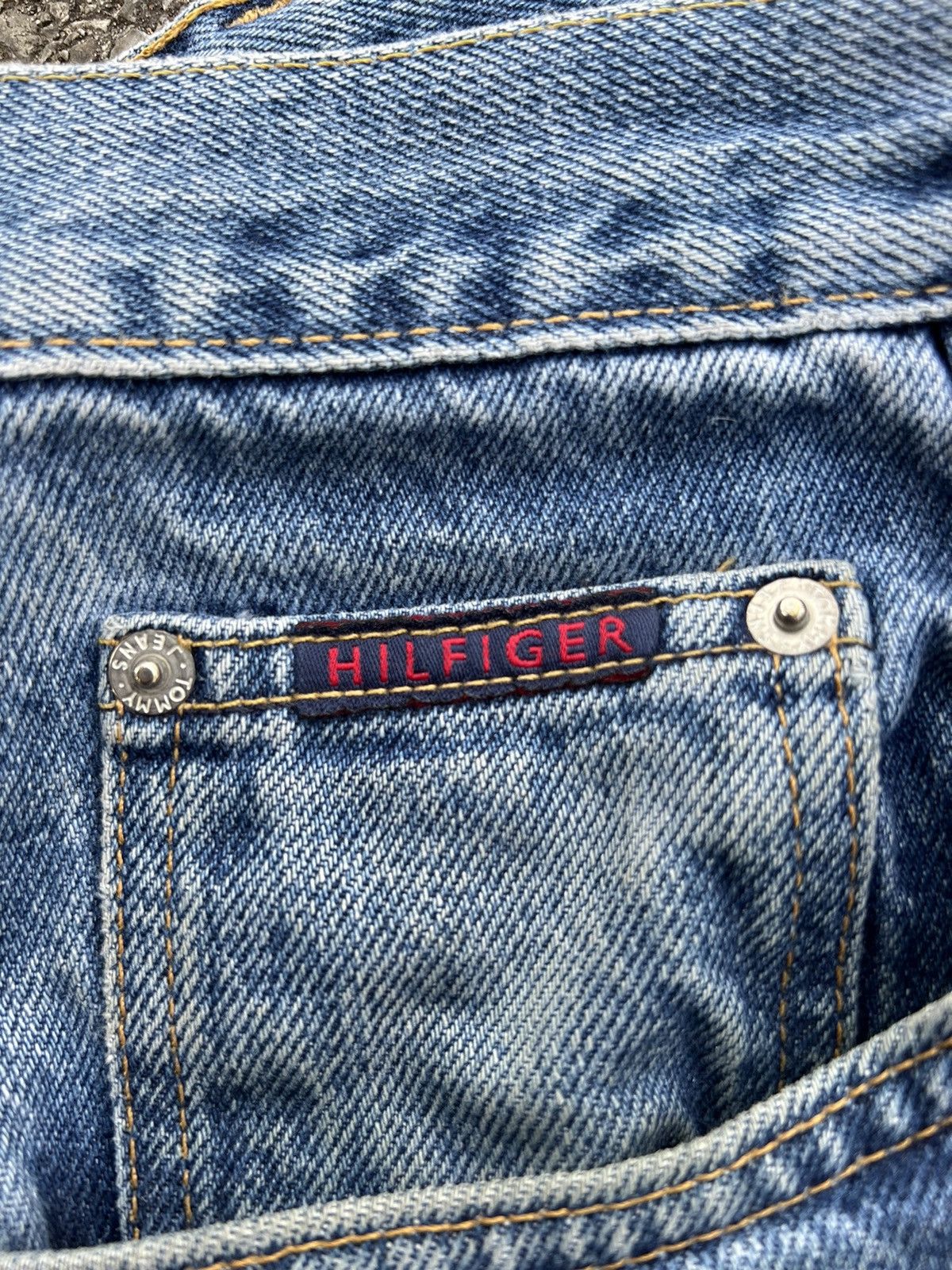 Tommy Hilfiger × Tommy Jeans Vintage 90's Tommy Hilfiger Denim Size US 36 / EU 52 - 4 Thumbnail
