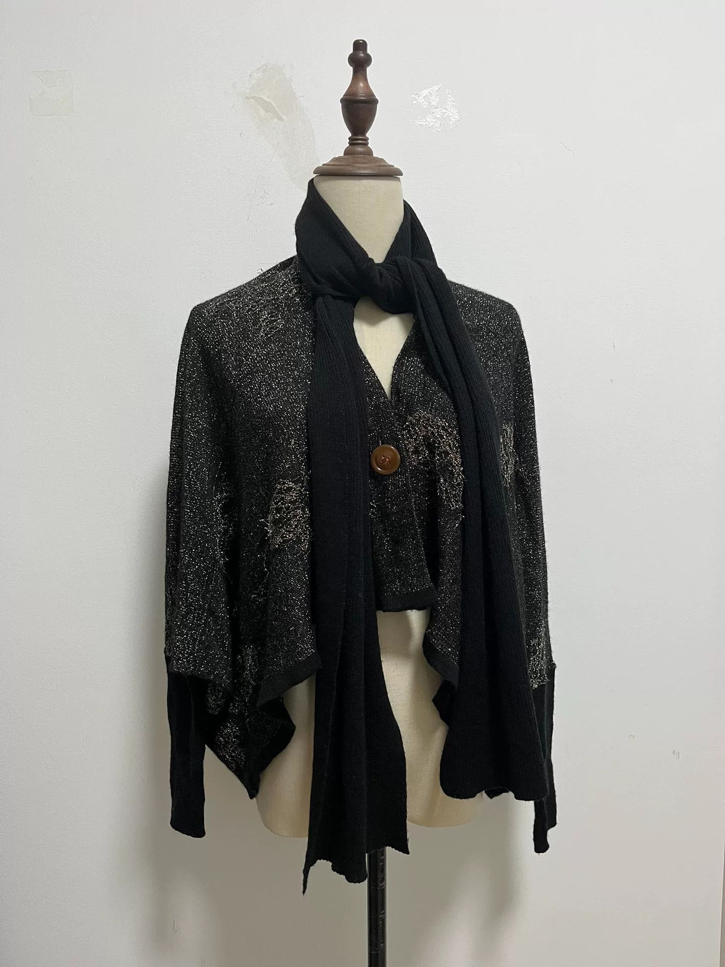 Vivienne Westwood Vivienne Westwood Knit Top Size M / US 6-8 / IT 42-44 - 1 Thumbnail