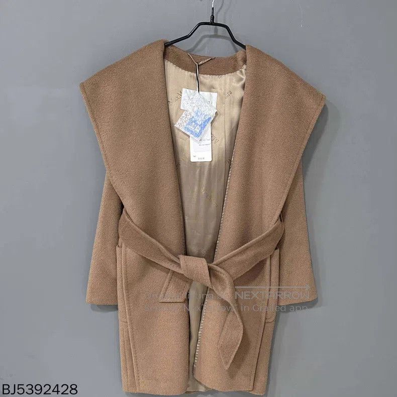 Max Mara Max Mara Camel pure cashmere coat Size XS / US 0-2 / IT 36-38 - 1 Thumbnail