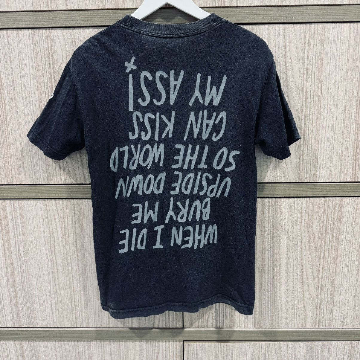 IN4MATION Drop bombs…not Names Size US S / EU 44-46 / 1 - 2 Thumbnail