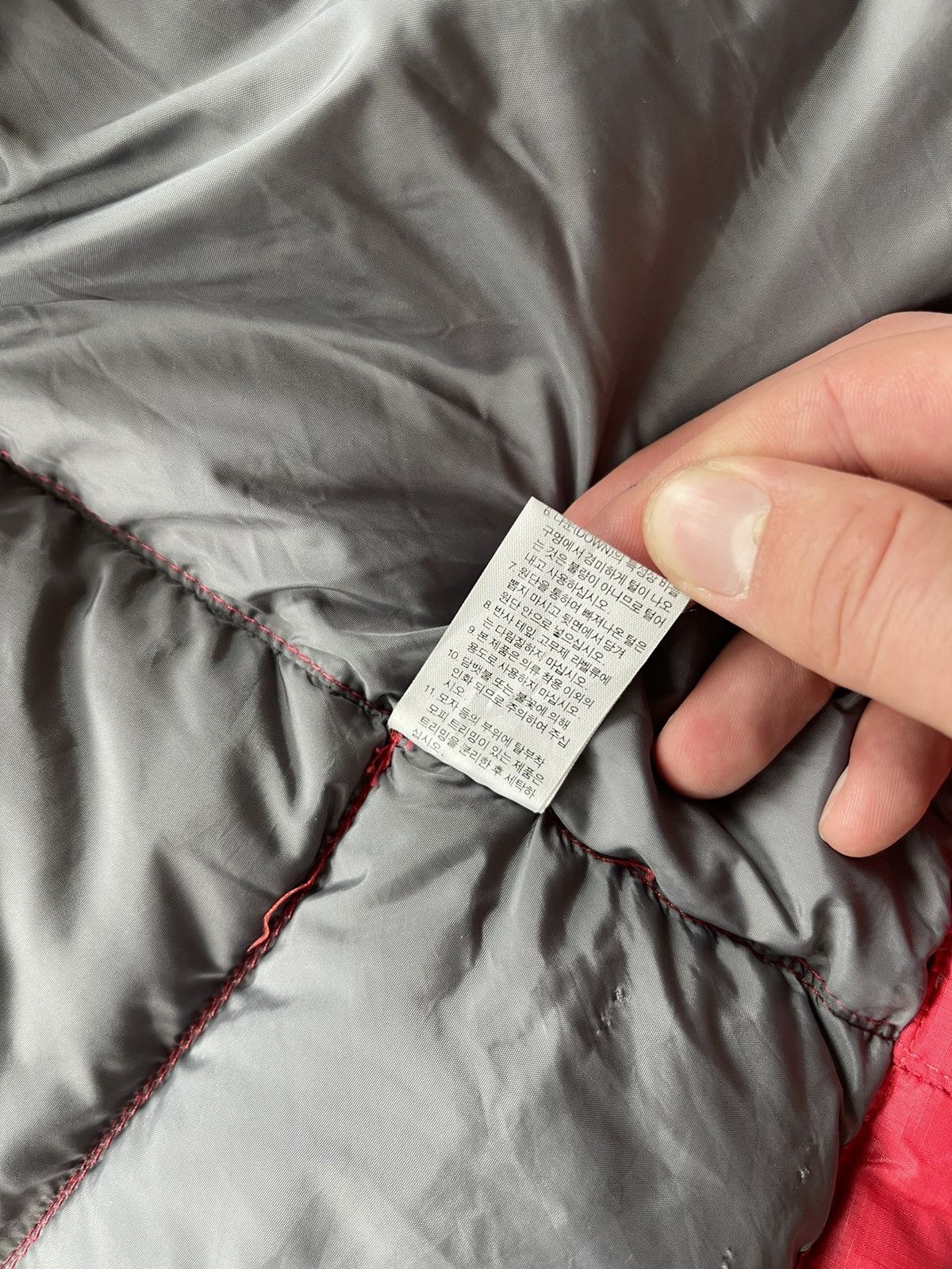 The North Face × Vintage The North Face 700 Goose Down Puffer Jacket Pink Korea Size M / US 6-8 / IT 42-44 - 15 Thumbnail