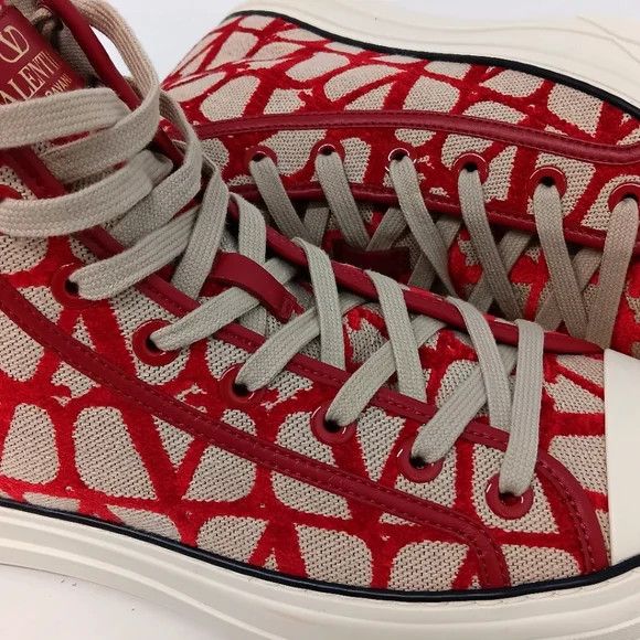 Valentino Valentino Garavani Mens Toile Iconographe Sneakers EU43/US10 Size US 10 / EU 43 - 7 Thumbnail
