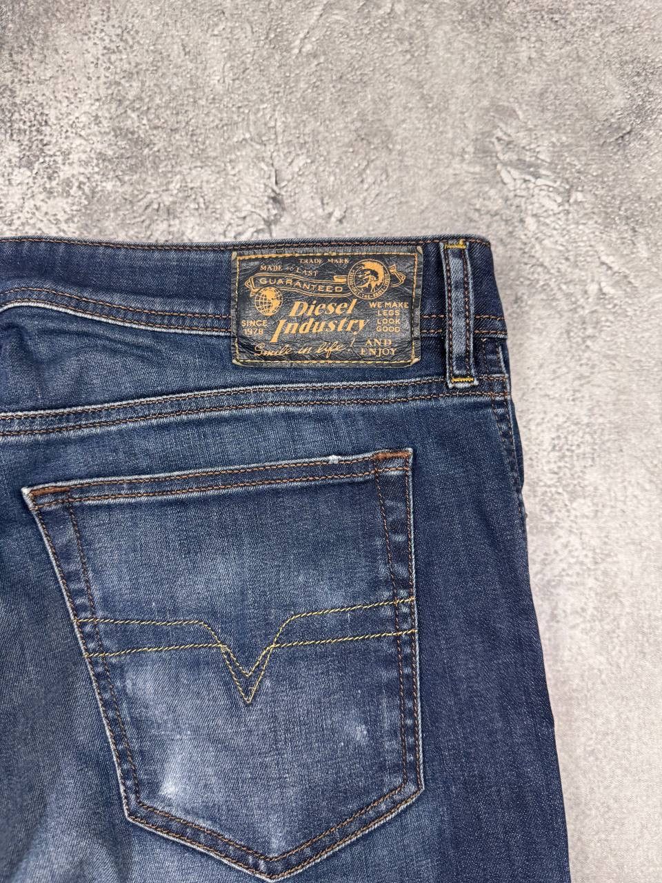 Diesel Diesel Men Dark Blue Denim Jeans Pants Straight Fit Size W34 Size US 34 / EU 50 - 3 Thumbnail