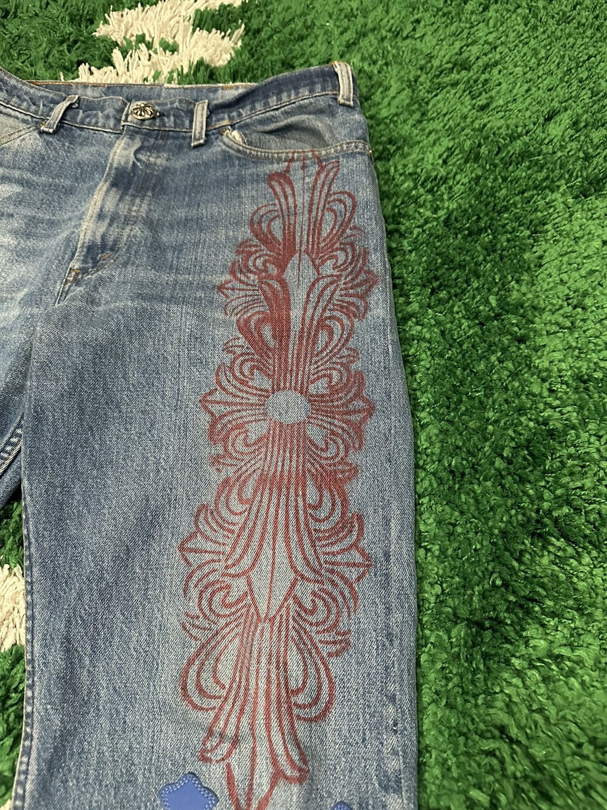 Chrome Hearts Chrome Hearts Levi’s Stencil Cross Patch Denim Size US 33 - 4 Thumbnail