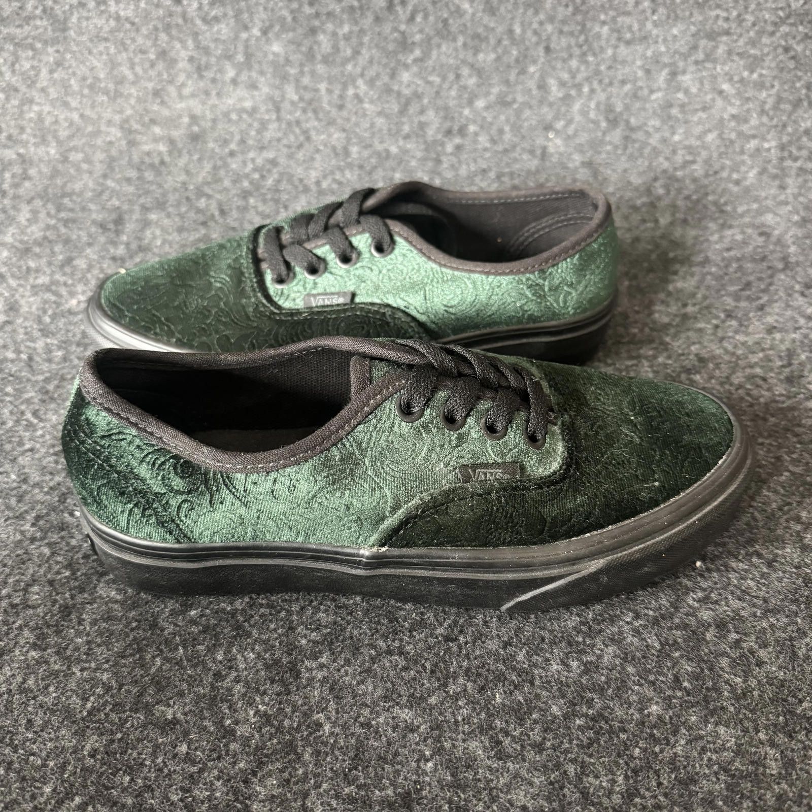 Vans Vans Shoes Men's 4 Green Velvet Size US 9 / EU 42 - 3 Thumbnail