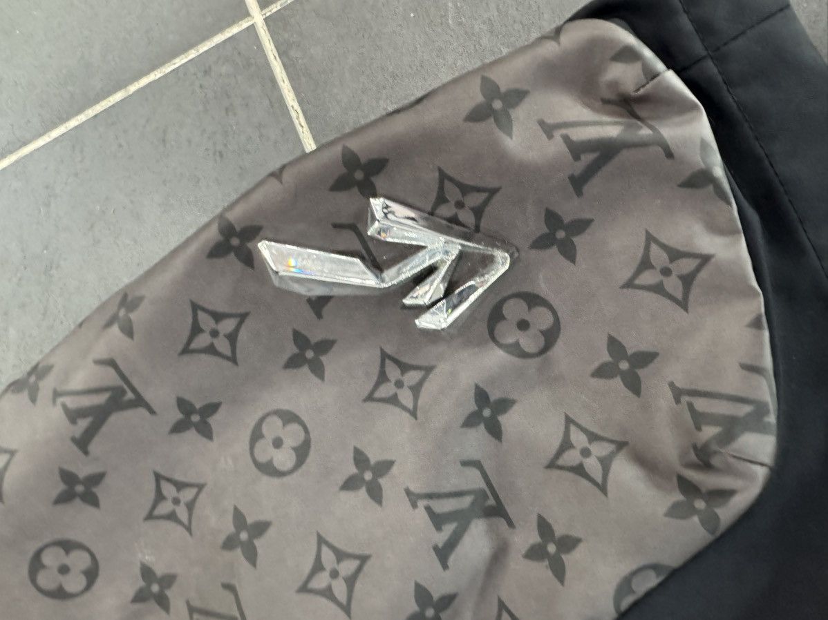 Louis Vuitton louis vuitton Grey 2054 Monogram Padded Shorts Size US 36 / EU 52 - 3 Thumbnail