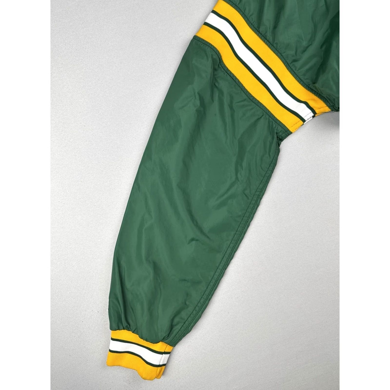 Russell Athletic VINTAGE Russell Athletic Windbreaker Jacket Green Yellow USA XL Pullover 90s Mens Size US XL / EU 56 / 4 - 7 Thumbnail