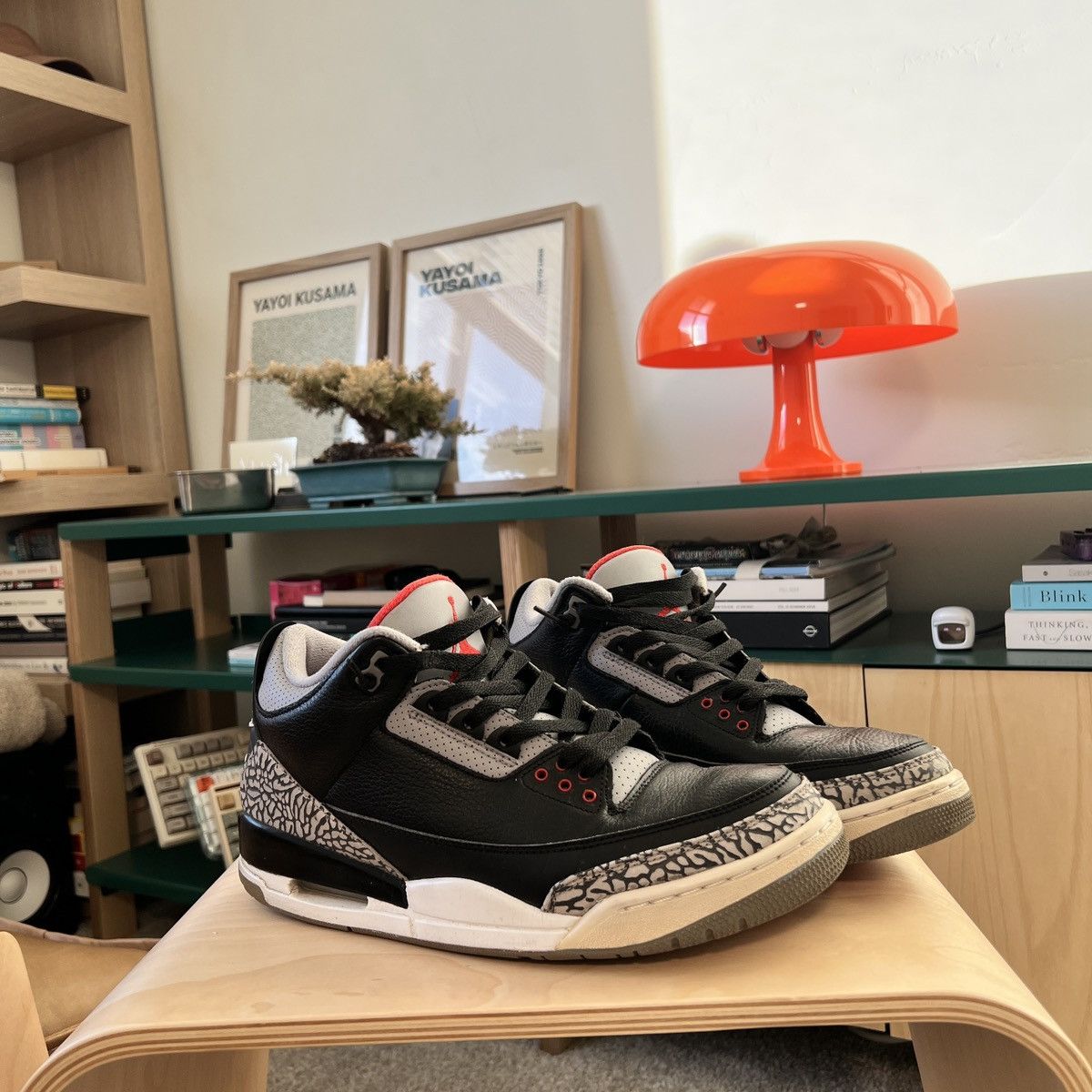 Jordan Brand Air Jordan 3 Black Cement Size US 10 / EU 43 - 1 Thumbnail
