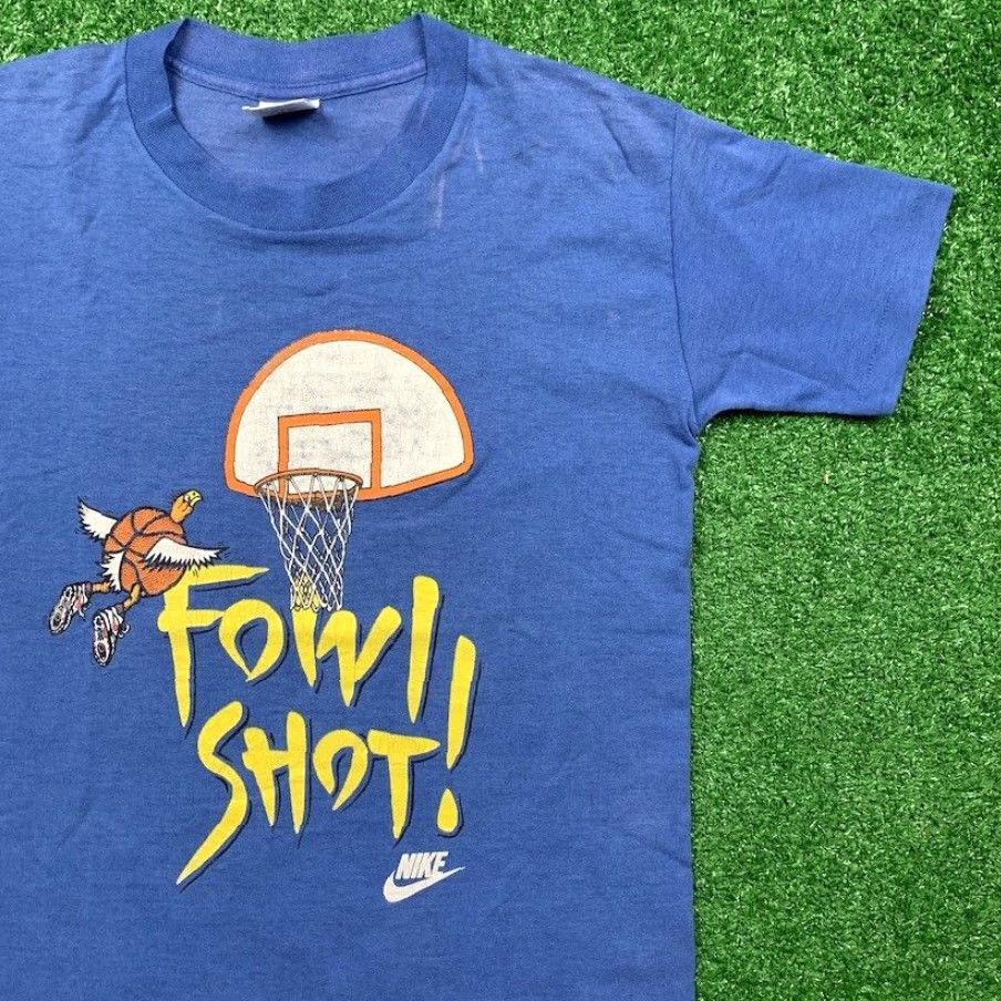 Nike VINTAGE Nike Graphic Tee Mens Small Blue Owl Cartoon Basketball 90s Size US S / EU 44-46 / 1 - 2 Thumbnail