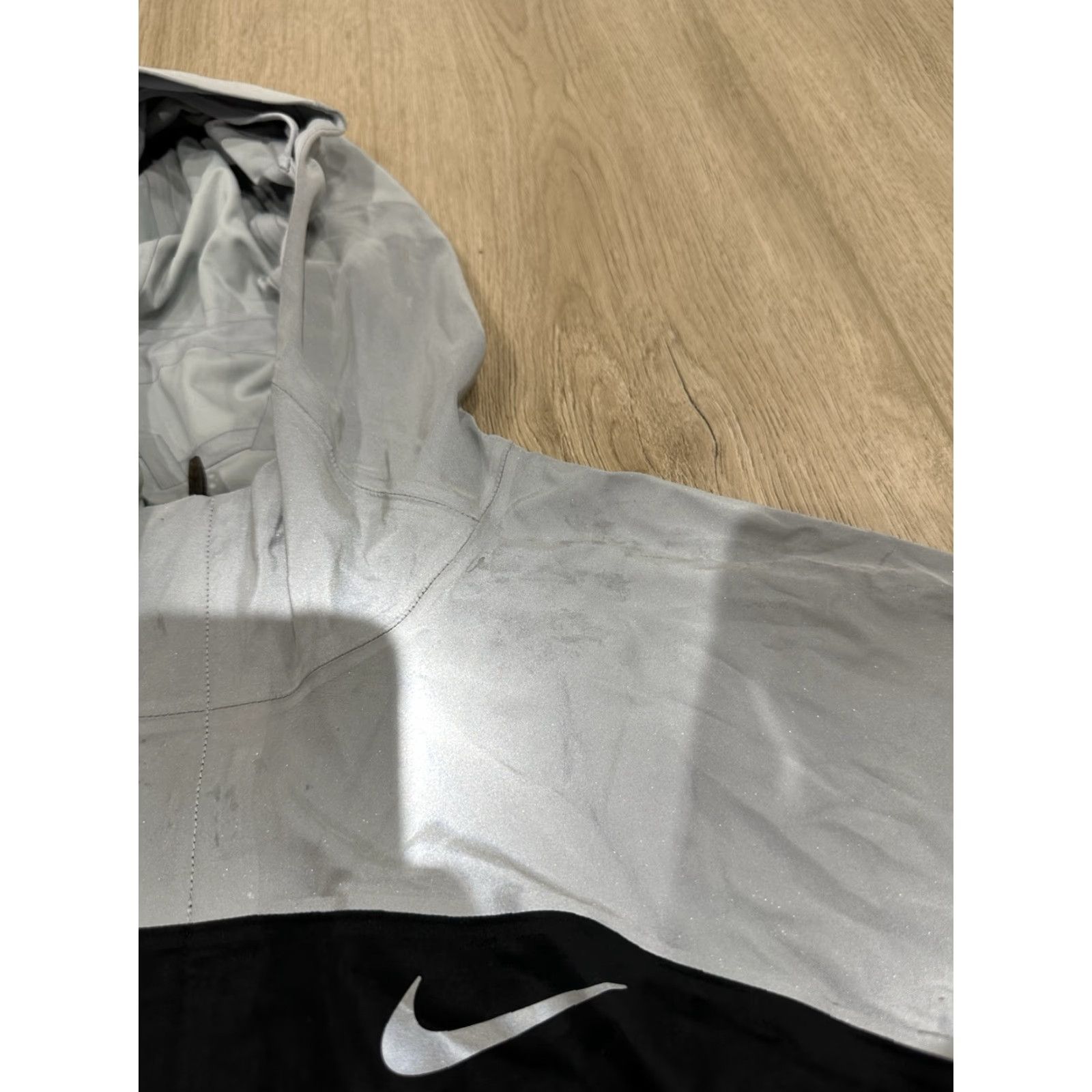 Nike Nike Shield Flash Jacket Men M Running Silver Black Windbreaker Nike Flash Jacket Mens M Activewear Sports Shirt? Size US M / EU 48-50 / 2 - 6 Thumbnail