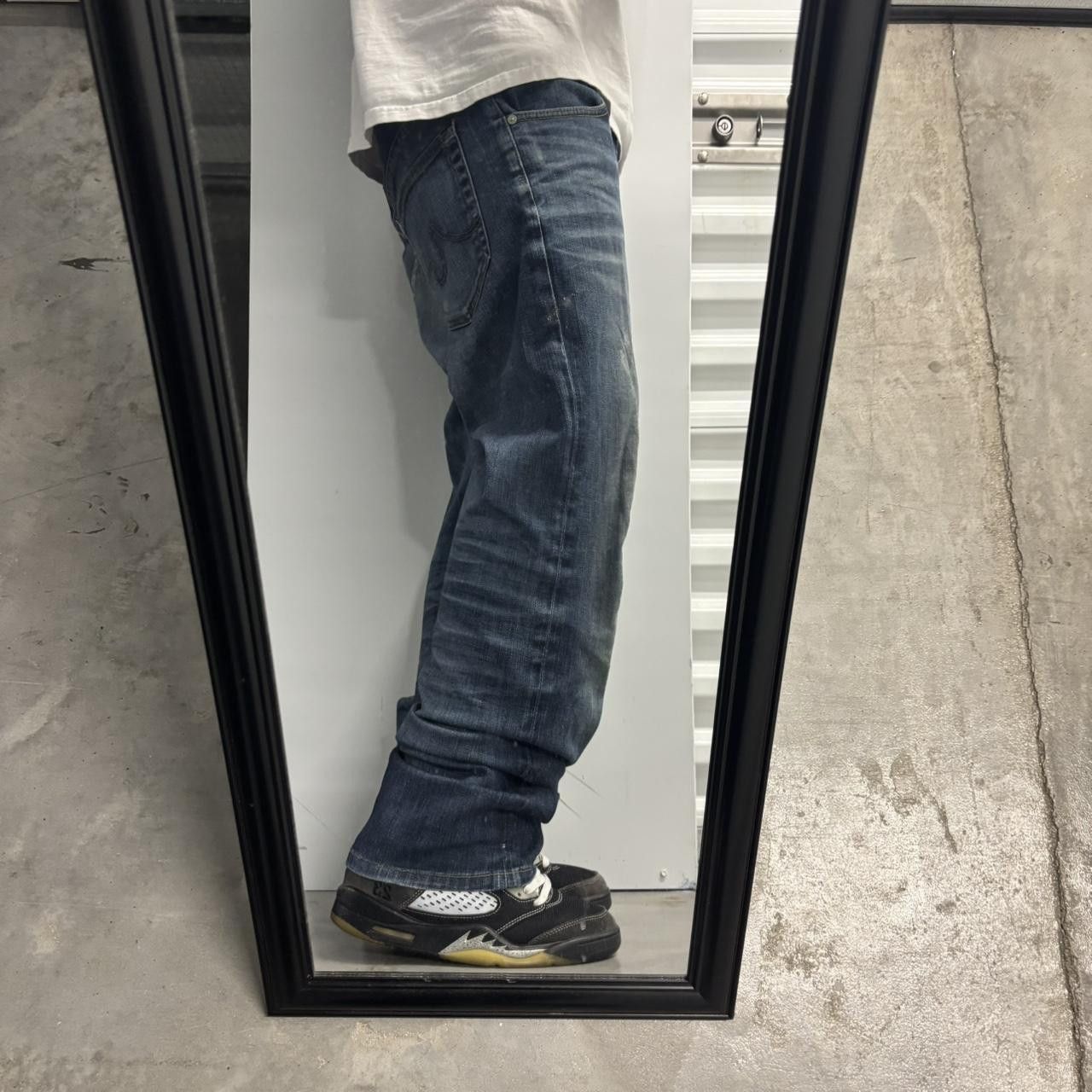 Vintage Crazy Vintage Y2K/2000s Grunge Faded Dark Wash Paint Splatter Denim Jeans! 34x30 Size US 34 / EU 50 - 2 Thumbnail
