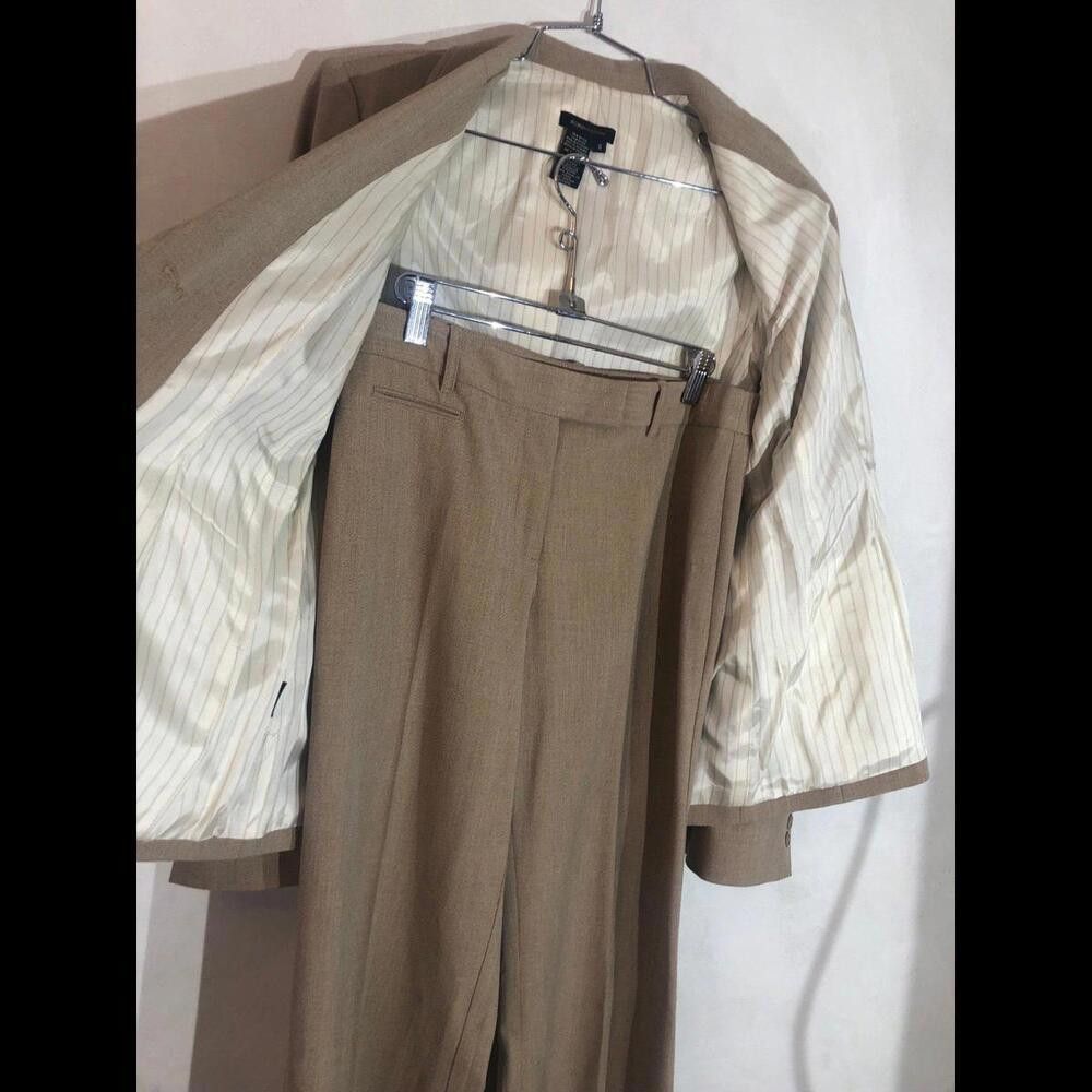 Bcbgmaxazria Bcbg suit pantsuits brown Size M / US 6-8 / IT 42-44 - 3 Thumbnail