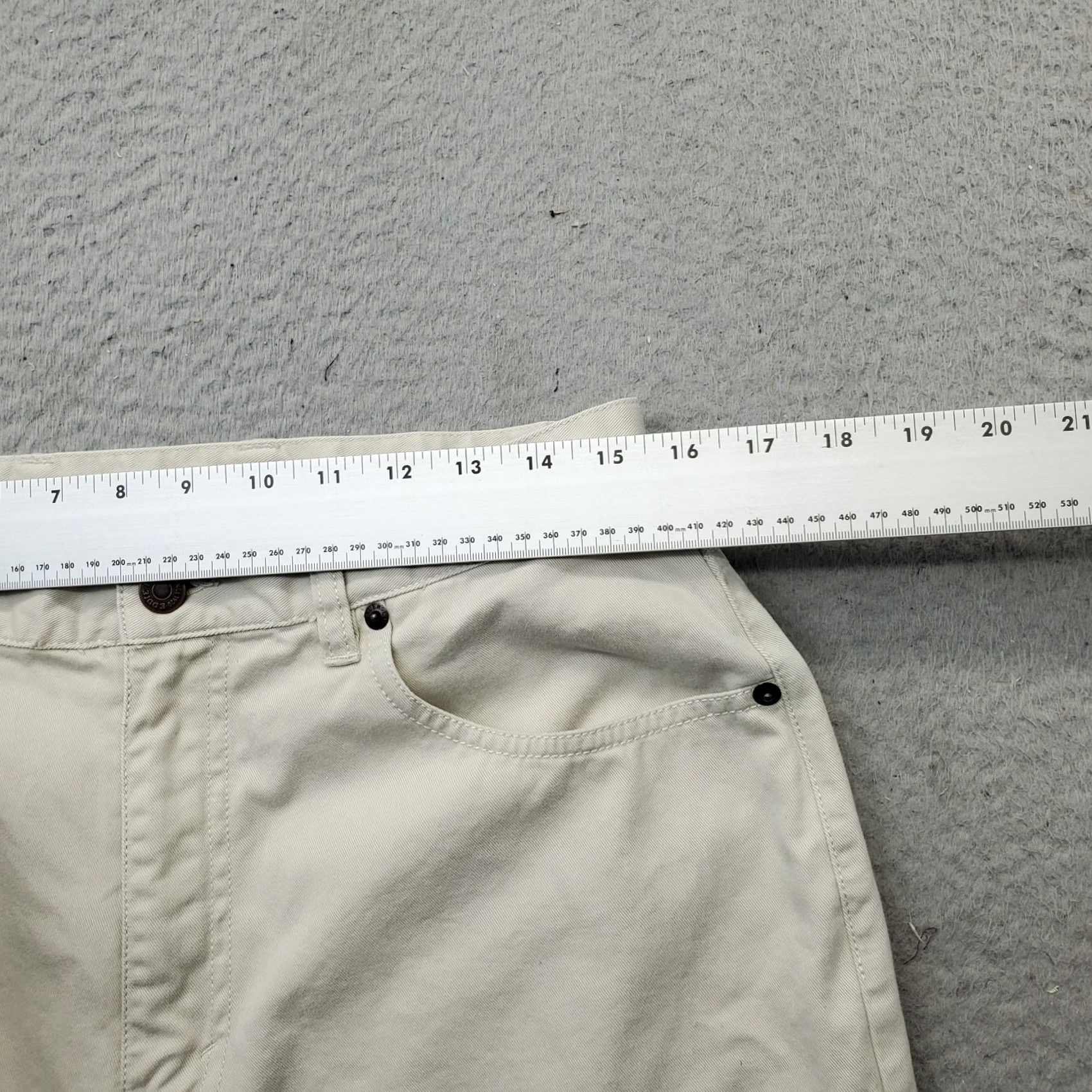 Eddie Bauer Eddie Bauer Jeans Womens 14 Tan Denim 5-Pocket Straight Fit Low Rise 5-Pocket Denim Jeans Womens Size 14 Tan Eddie Bauer Size 36" / US 14 / IT 50 - 6 Thumbnail