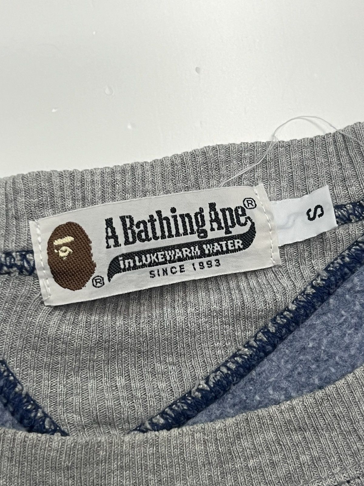 Bape VINTAGE A BATHING APE SWEATSHIRT Size US S / EU 44-46 / 1 - 9 Thumbnail
