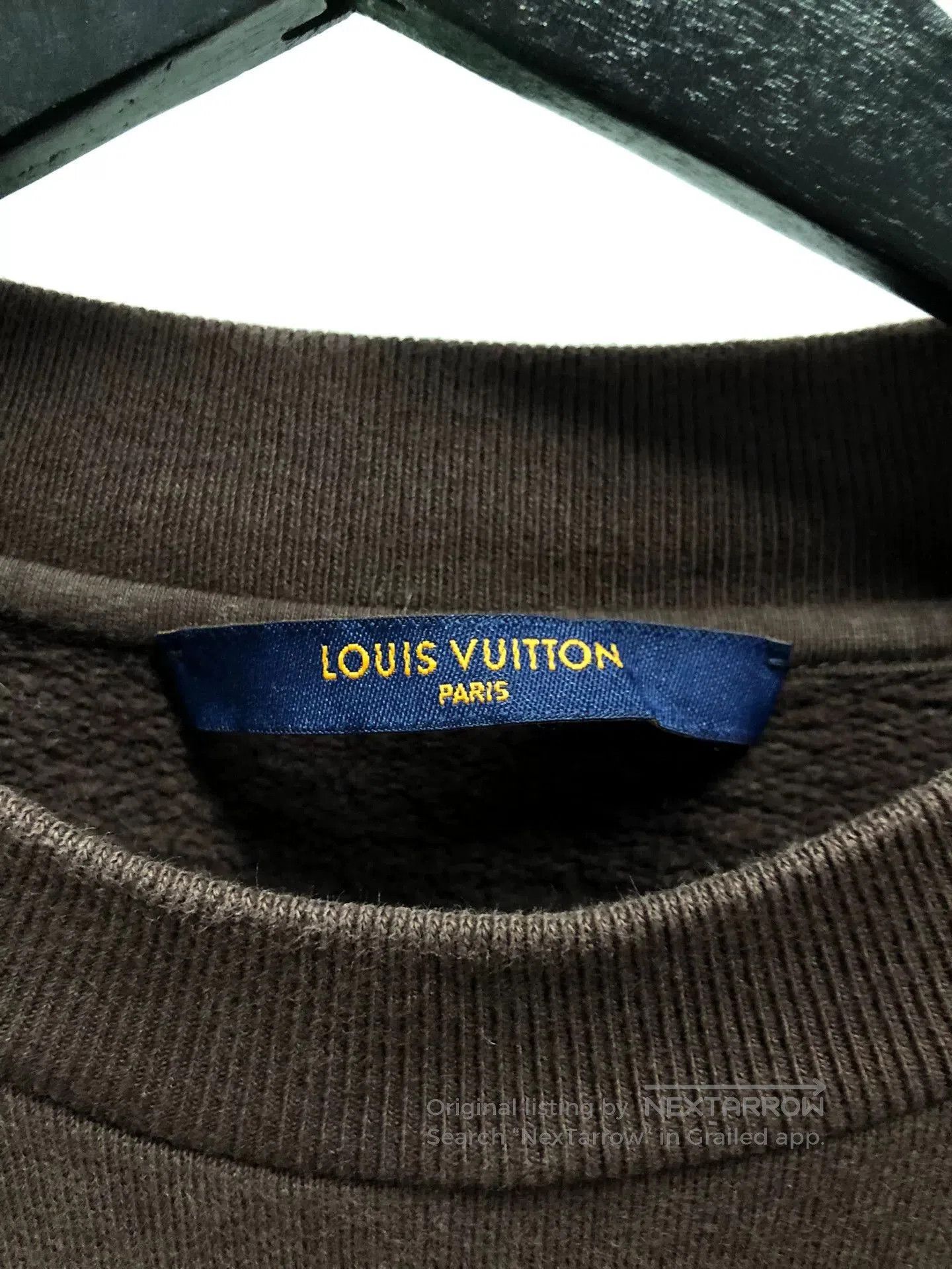 Louis Vuitton brown louis vuitton logo sweatshirt for men. Size US M / EU 48-50 / 2 - 3 Thumbnail