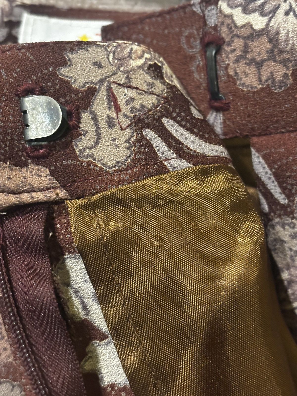 Other Brown floral A-lined Skirt.2003 Size 40" / US 18 - 5 Thumbnail